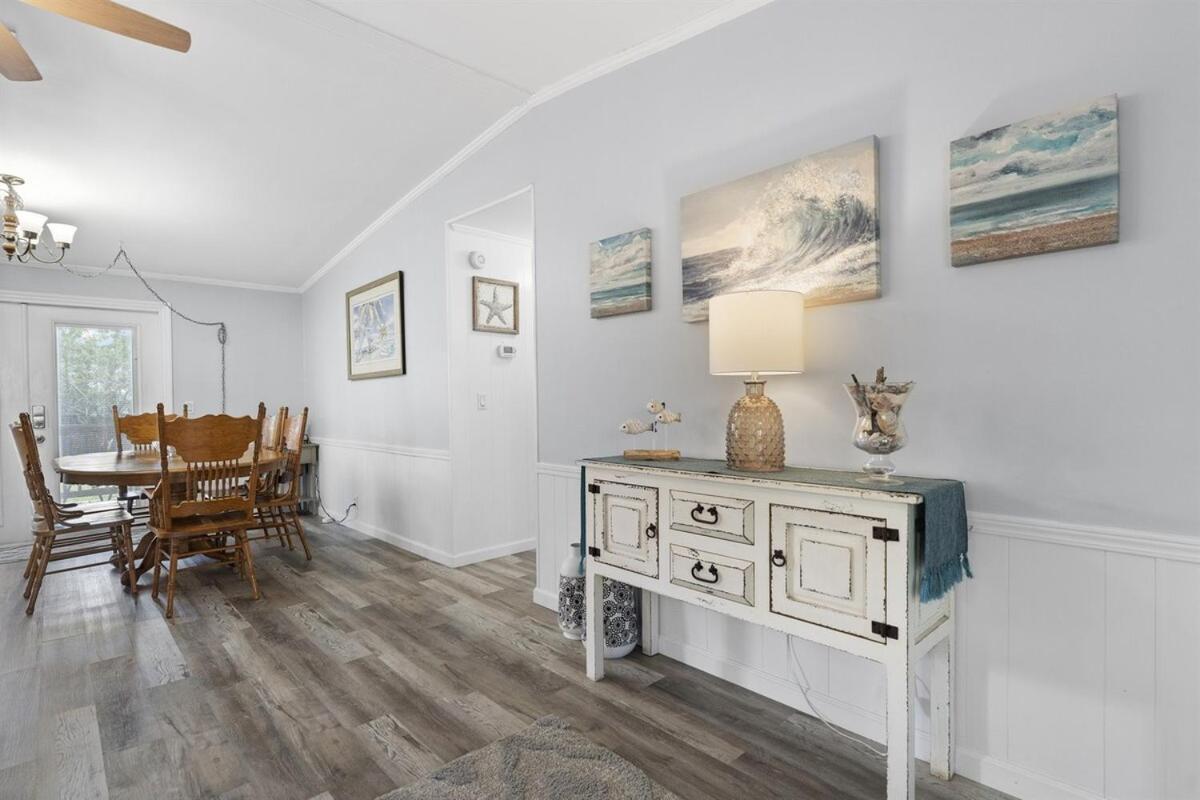 Treasure 3 Min To The 3bed 2bath Pr