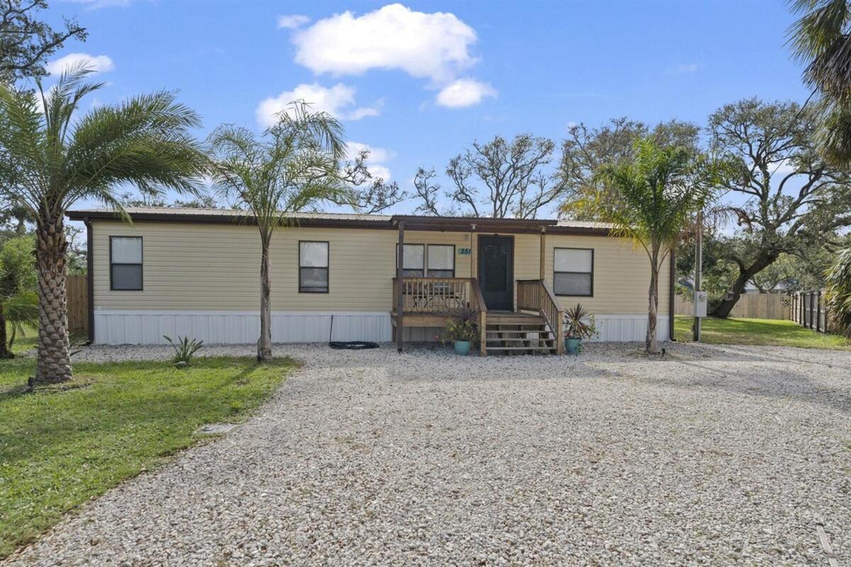 Treasure 3 Min To The 3bed 2bath Pr