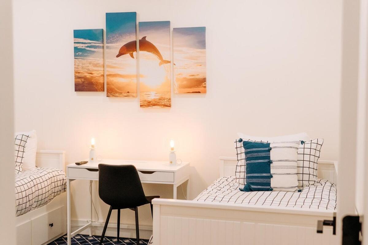 Holiday home New Coastal 3br Retreat - 1 Mile To Historic Downtown, Short Drive To Beach, Waffle Bar And Patio St. Augustine