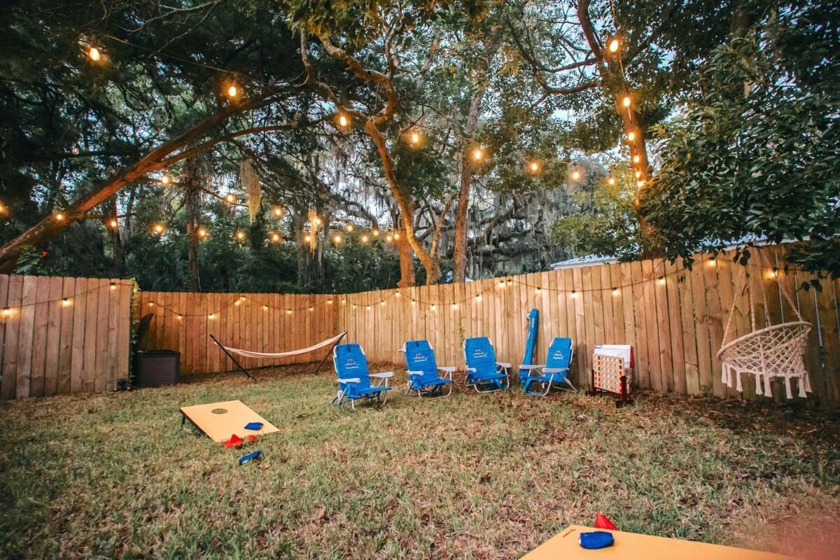 Holiday home New Coastal 3br Retreat - 1 Mile To Historic Downtown, Short Drive To Beach, Waffle Bar And Patio
