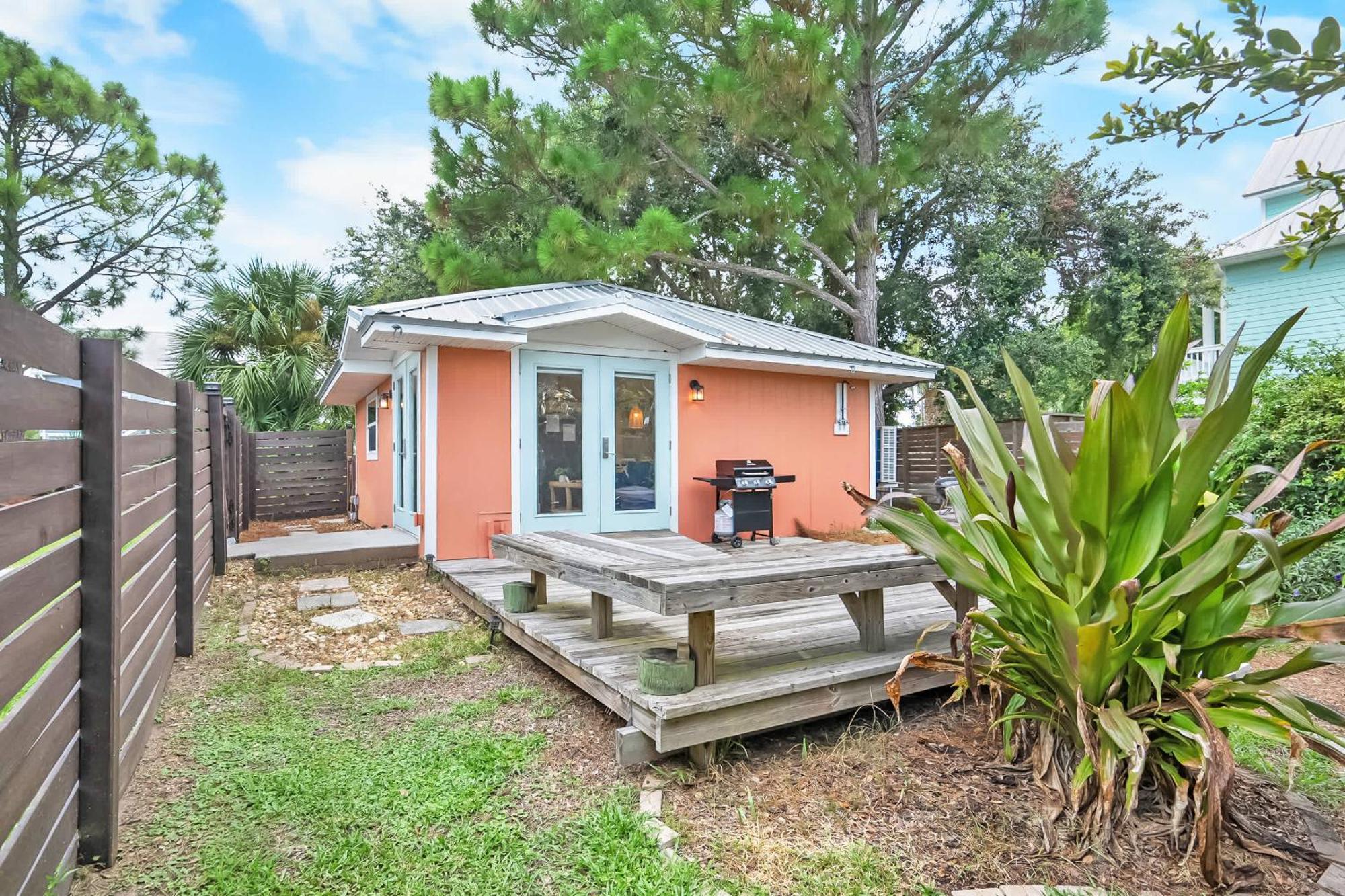 Apartment Coral Cottage, Stylish On Canal, Walkable To Beach, Private Parking St. Augustine