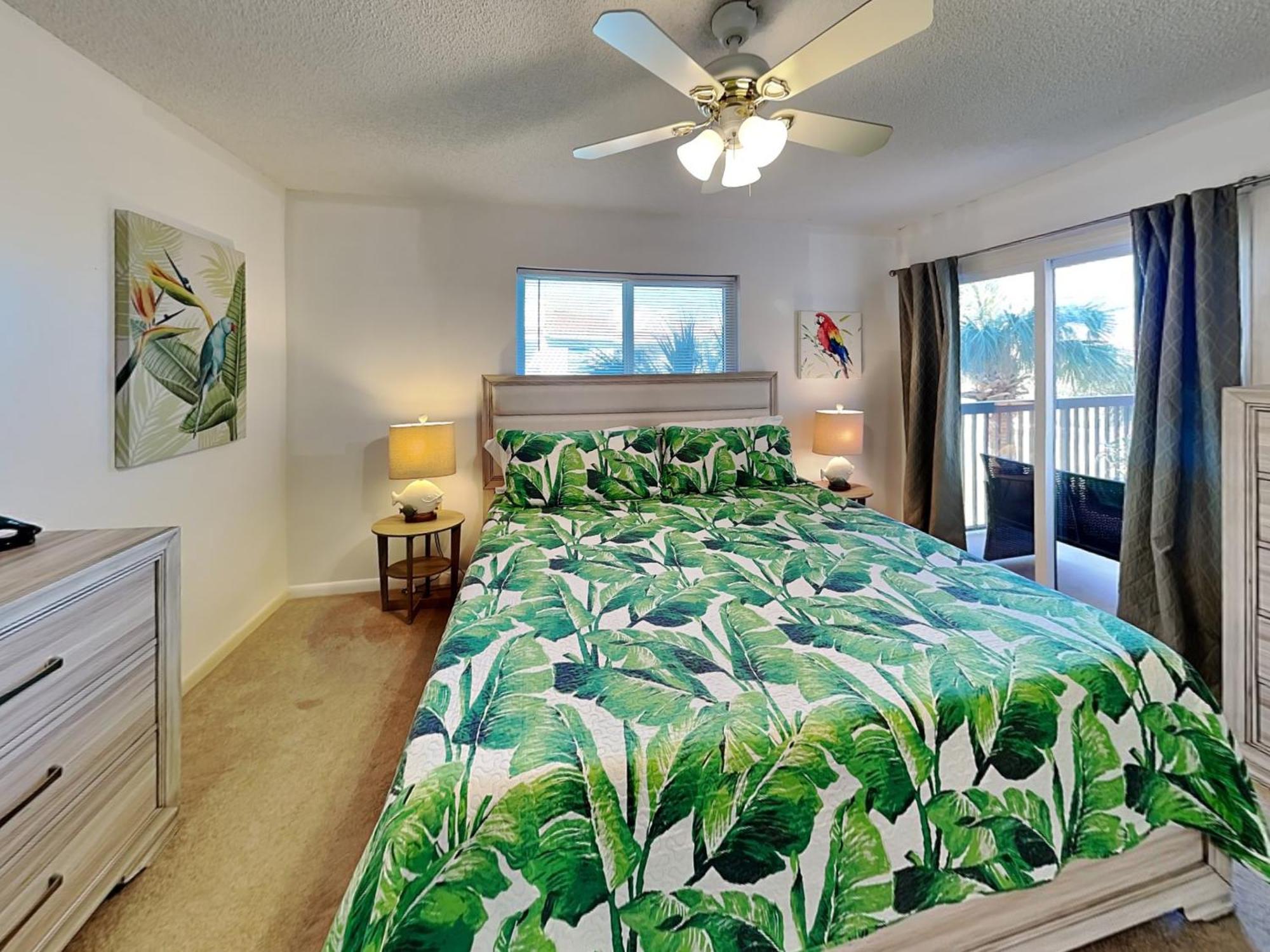 Ocean Village Club P32 *