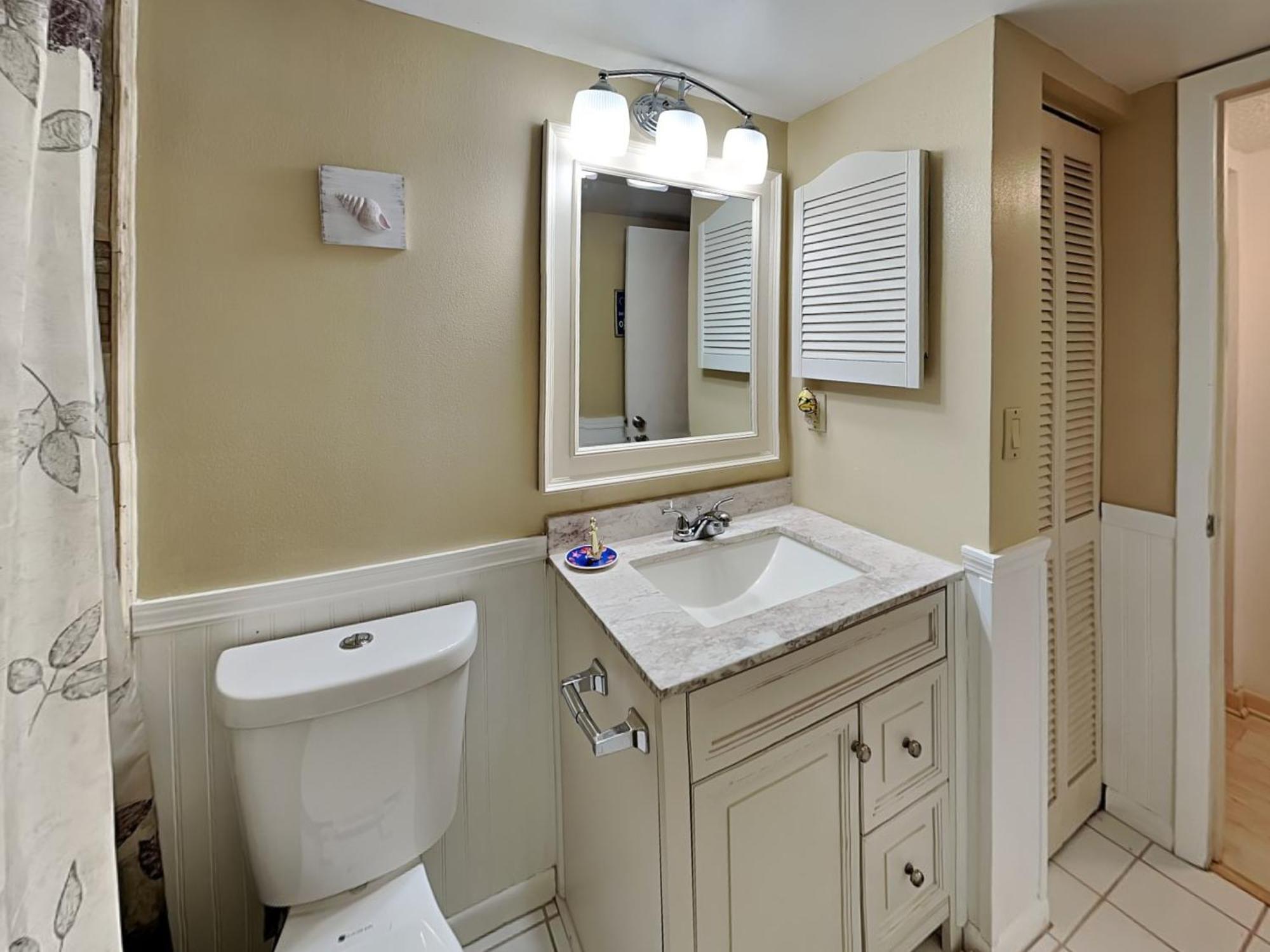Ocean Village Club P32