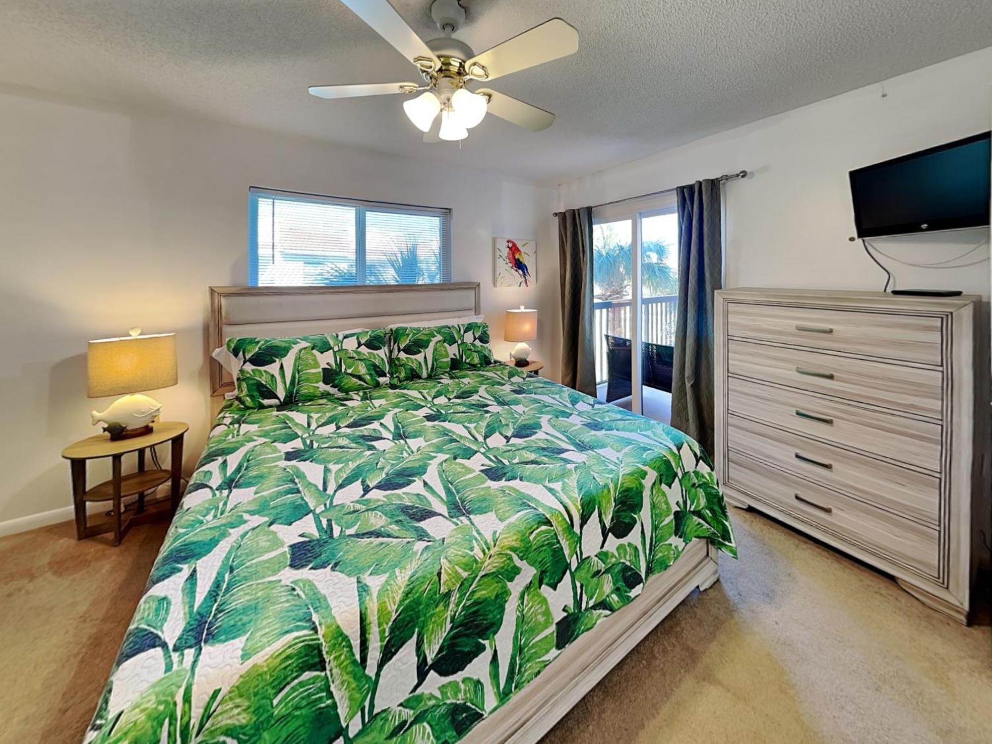 Ocean Village Club P32