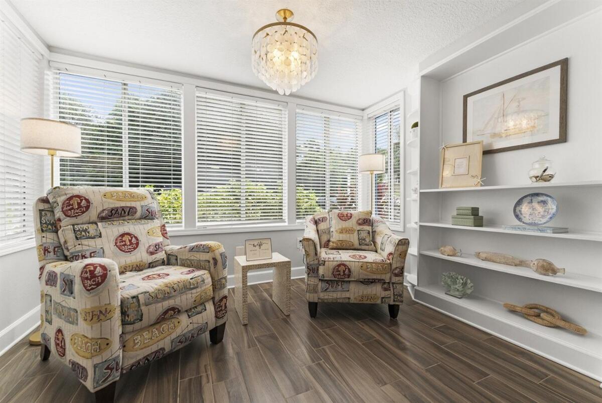Apartment Beachfront Getaway 2br-2ba St. Augustine