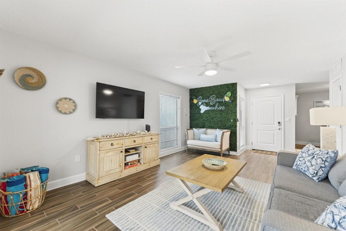 Beachfront Getaway 2br-2ba St. Augustine