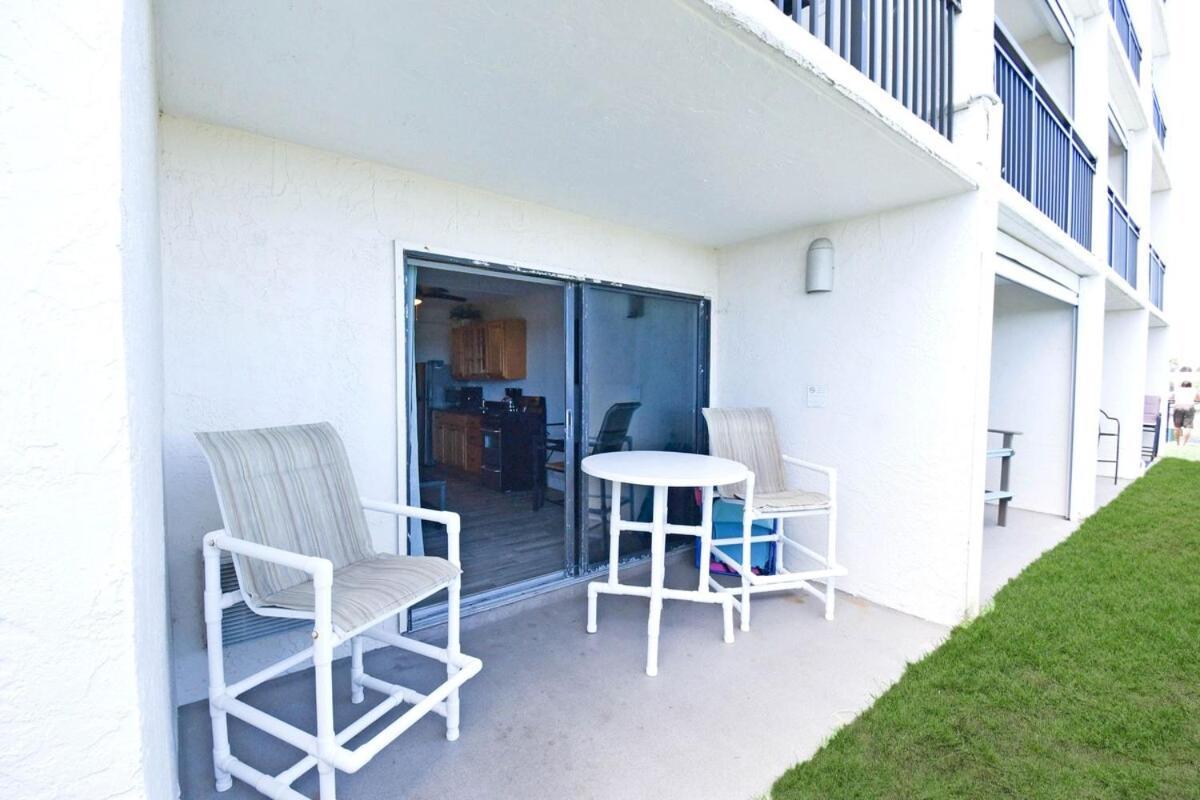 Apartment 130 Direct Ocean Front 1 Bedroom With Heated Pool