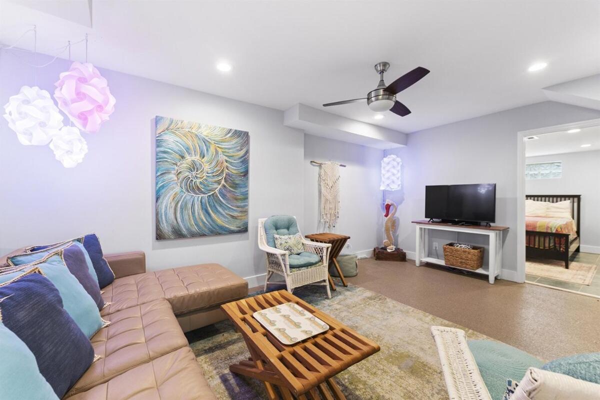 Holiday home Oceanfront Oasis House - Pet Friendly