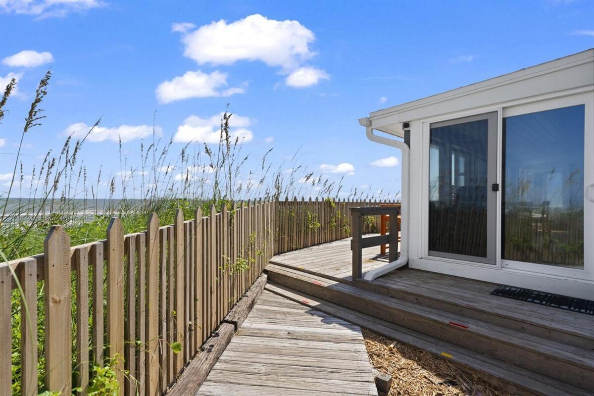 Oceanfront Oasis House - Pet Friendly *