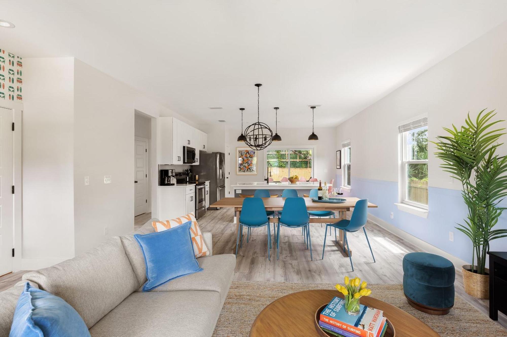 Blue Hour Playfully Designed W Hot Tub Fire Pit Game Holiday home St. Augustine