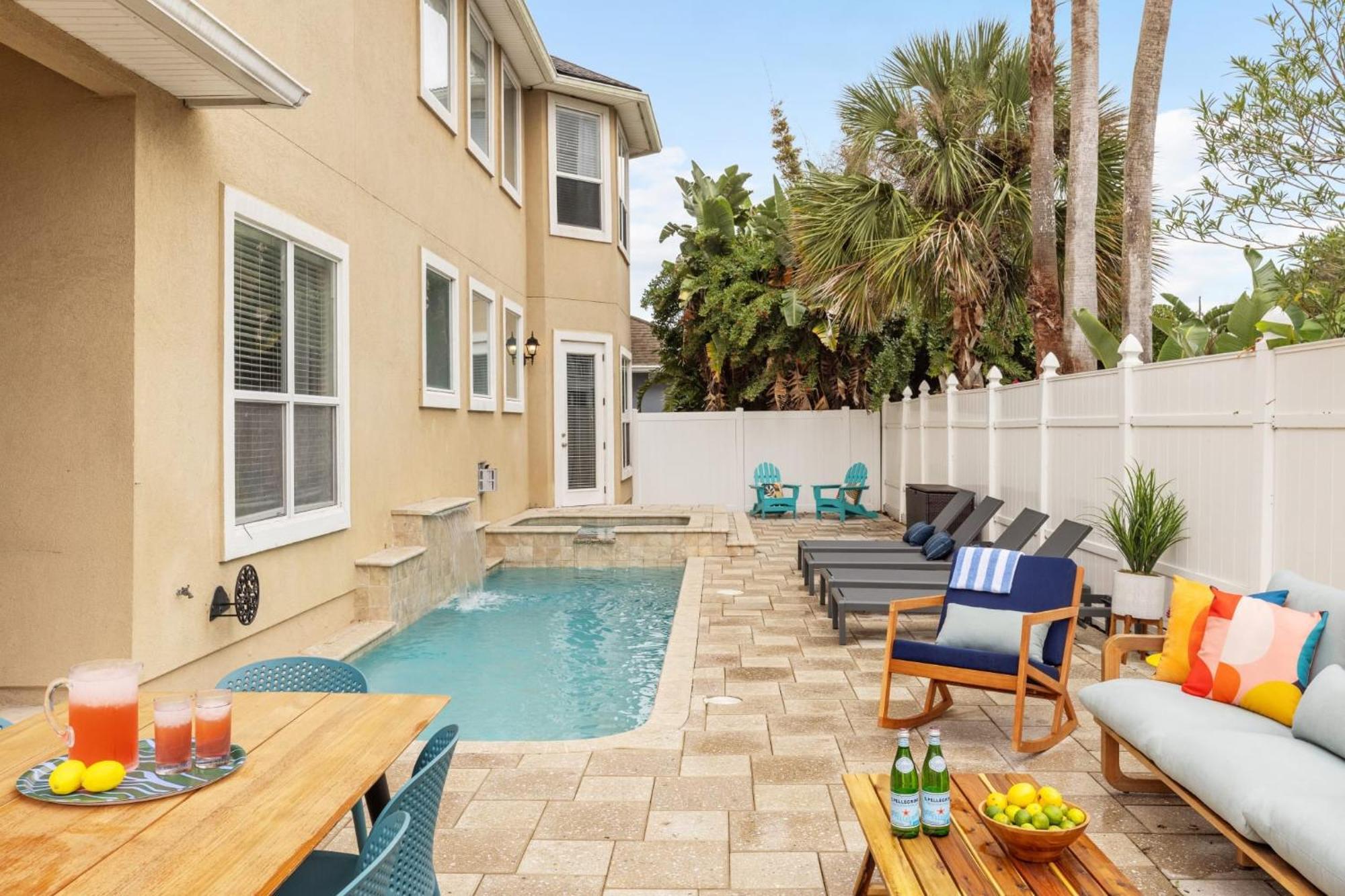 Holiday home Vilano Near W Saltwater Pool Game Built-in Grill St. Augustine