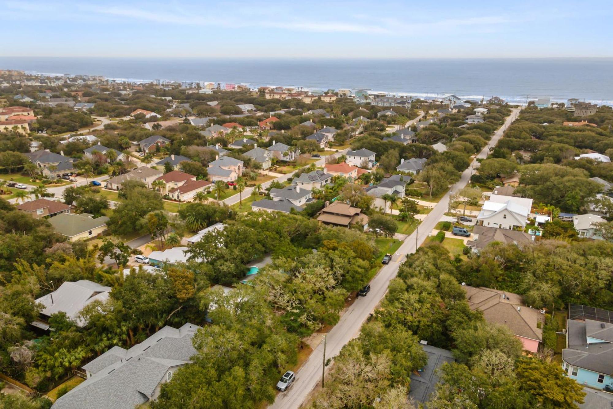Holiday home Haven Grove W Hot Tub Game Blocks From The Water St. Augustine