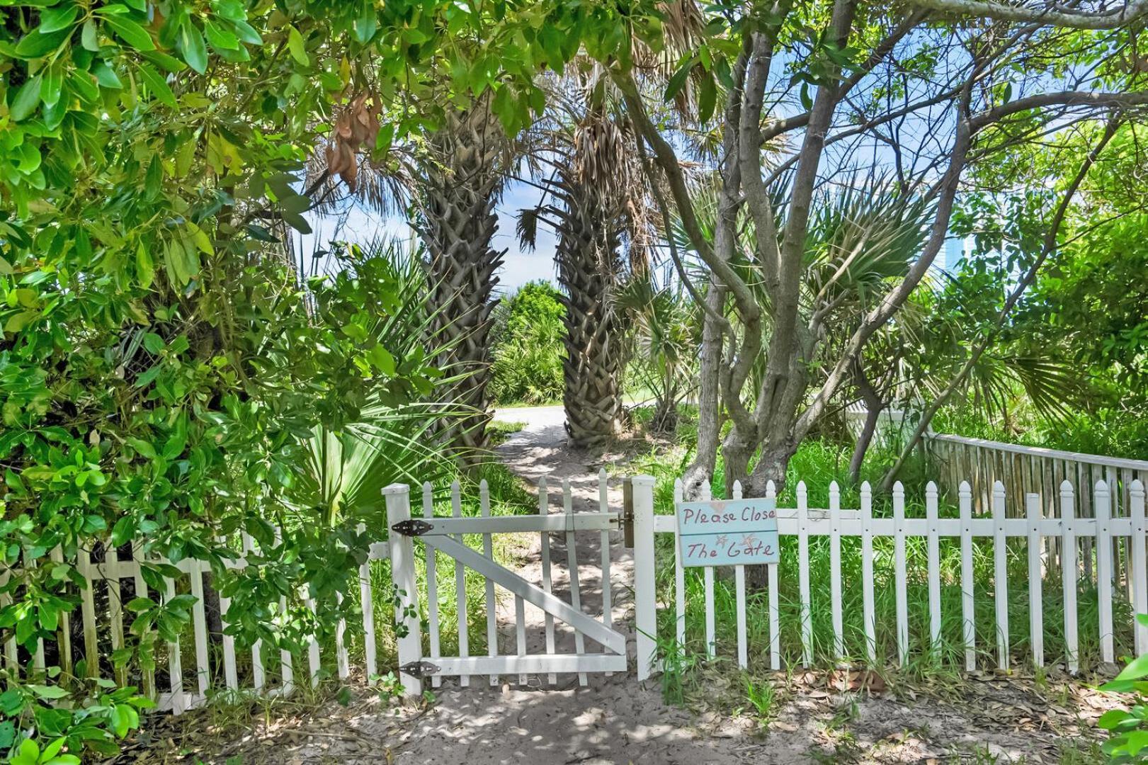 Heated Pool Costa Rica Style Sleeps 10 Steps To Sand, Dogs Ok Holiday home St. Augustine