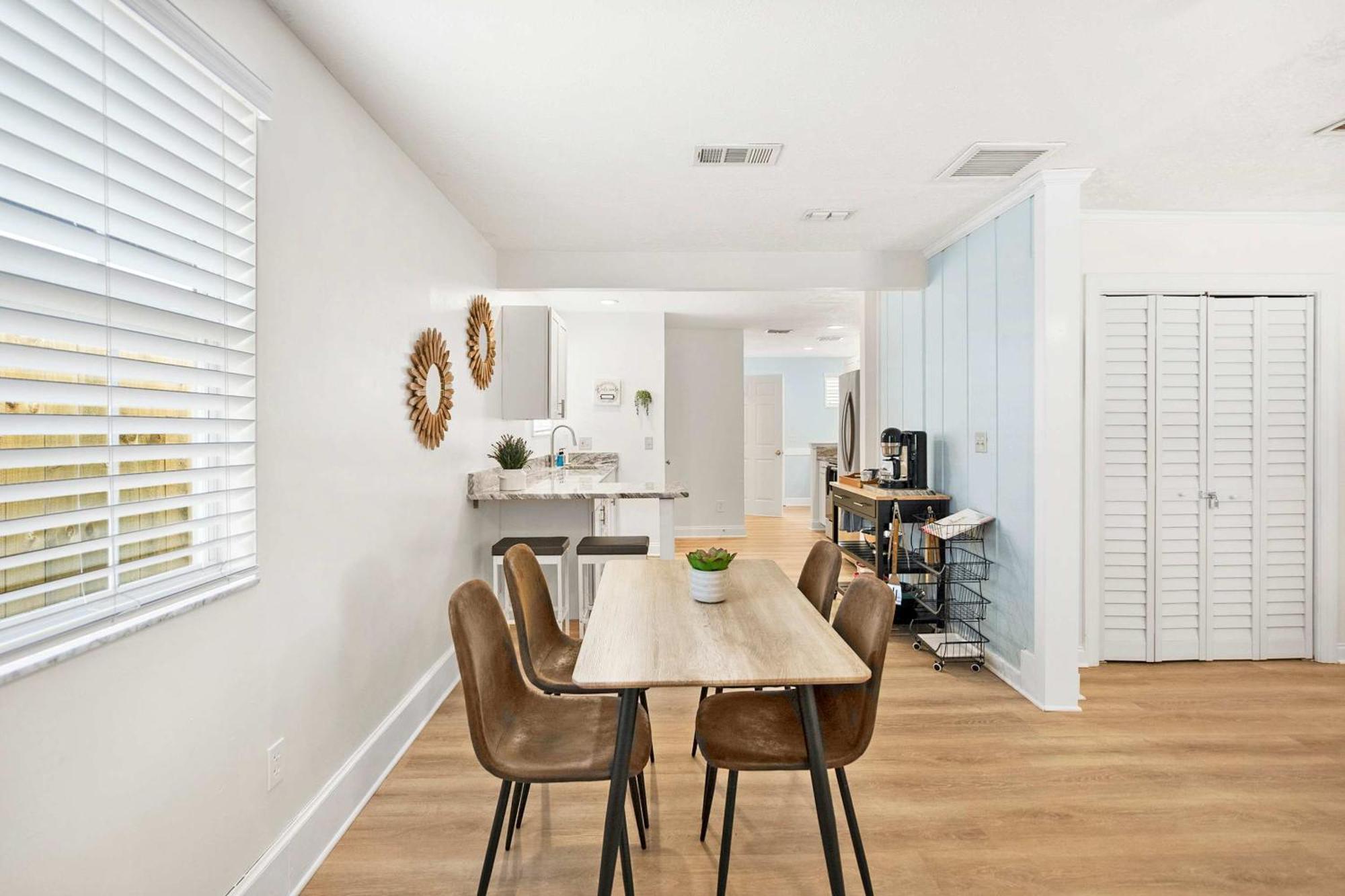 Dog Friendly Just North Of Historic St Aug St. Augustine