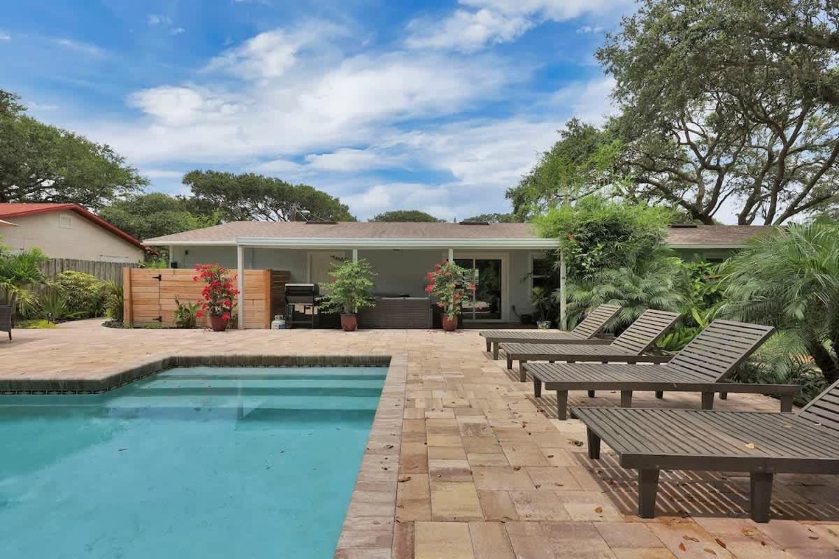 Cove's End Heated Pool Tropical Oasis Bbq Sleeps 9