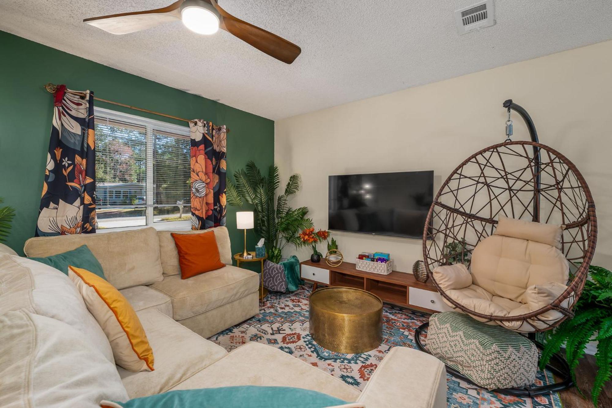 Havana Hideaway 3br With Private Pool And Dedicated Office Holiday home