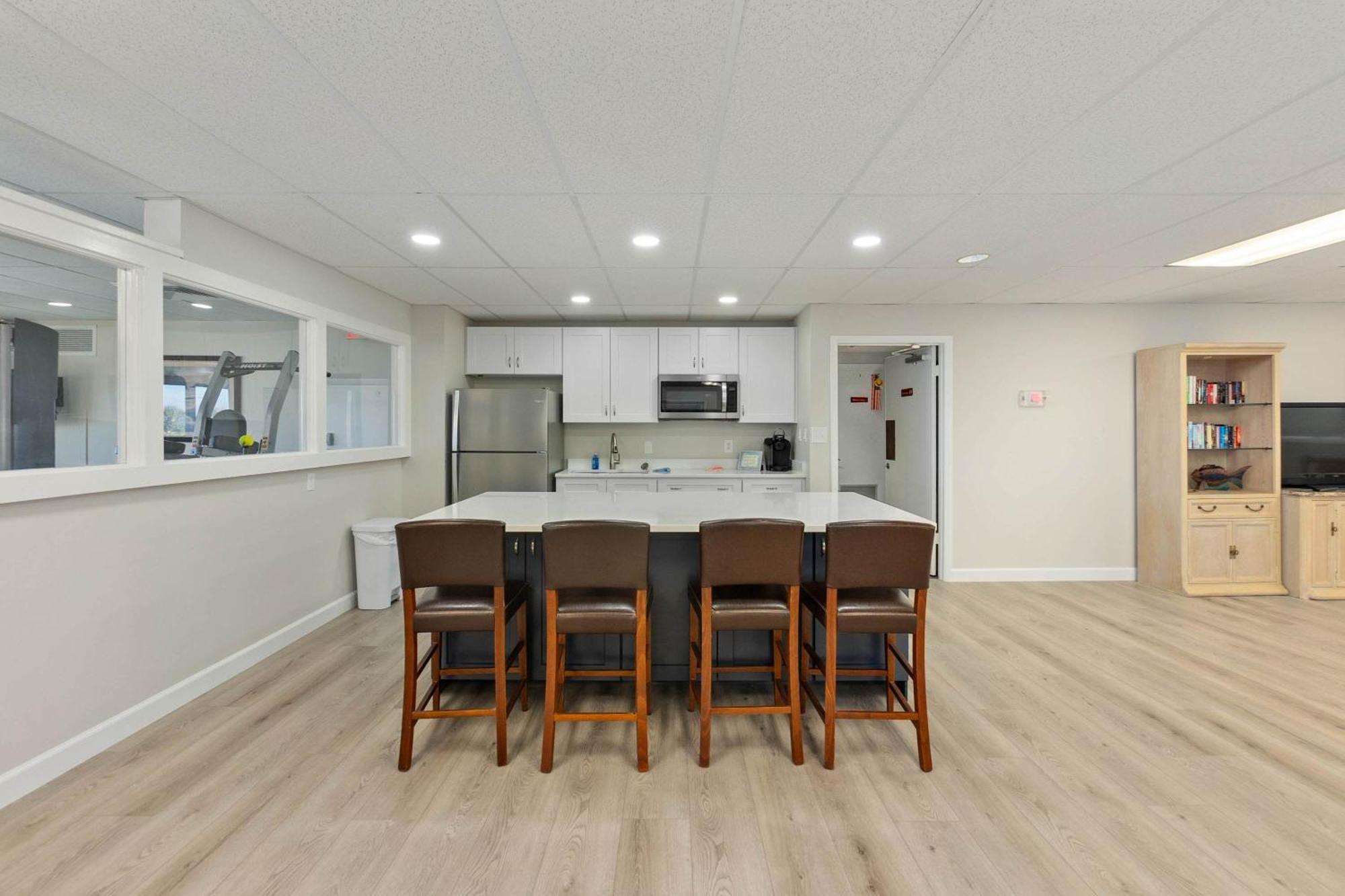Catch The Breeze L Heated Pool L Ocean Views *