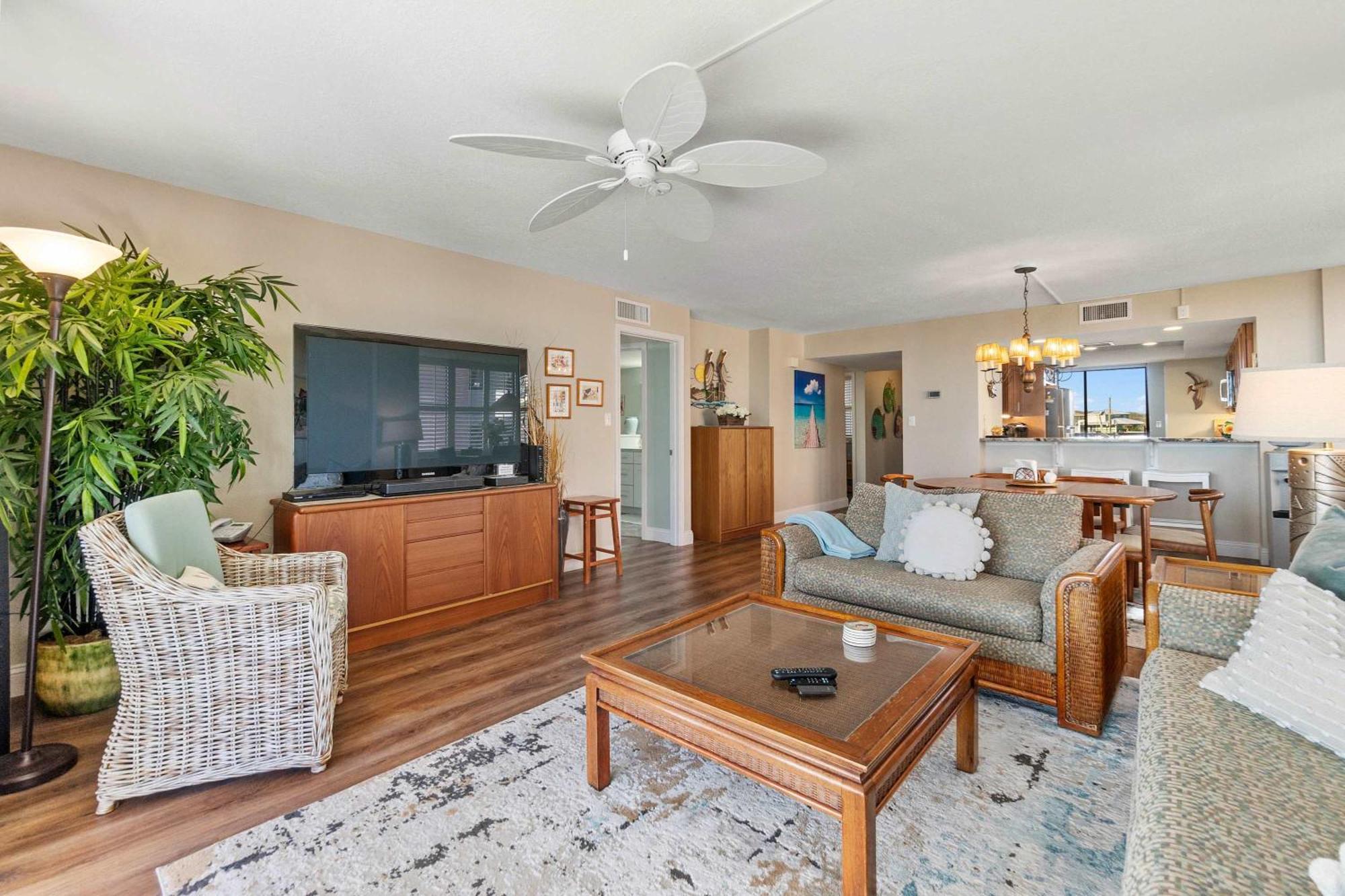 Holiday home Catch The Breeze L Heated Pool L Ocean Views