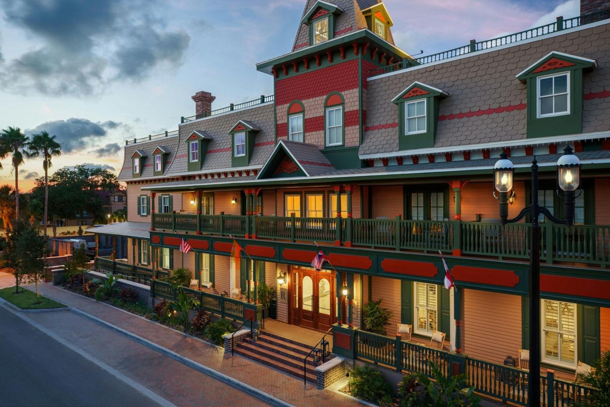 Renaissance Historic Downtown Hotel