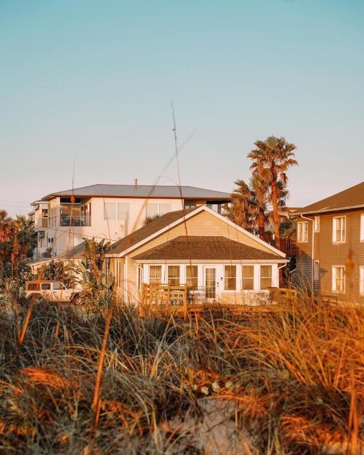 Sun & Fun Oceanfront Beach! Holiday home St. Augustine