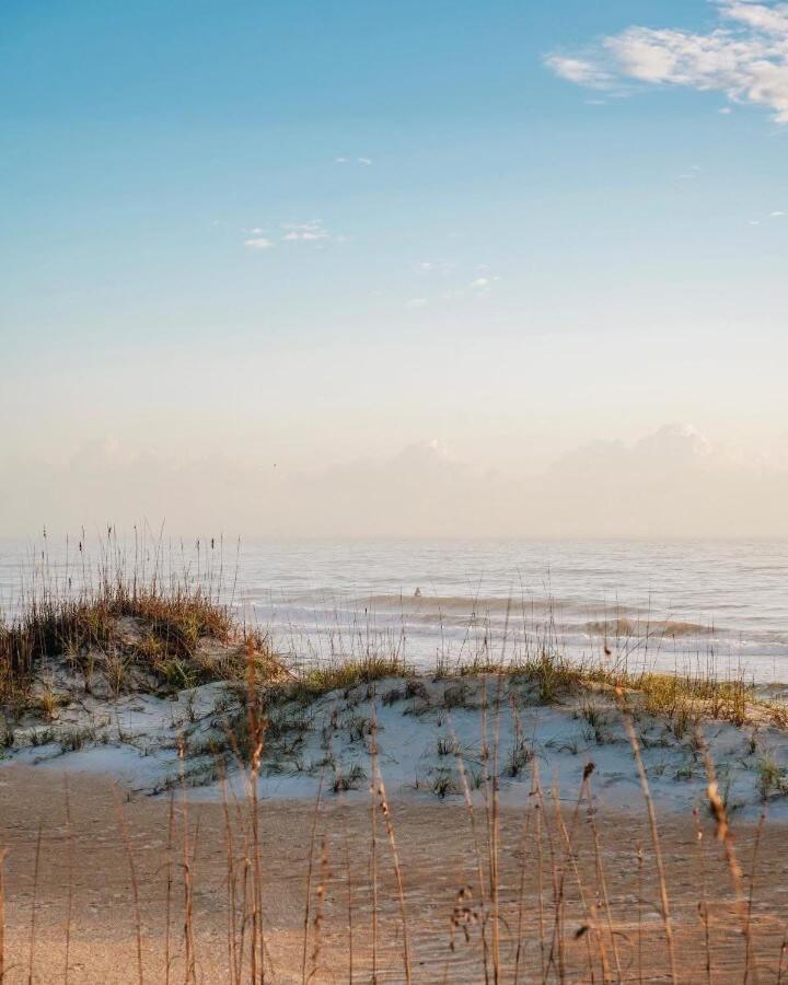 Sun & Fun Oceanfront Beach! Holiday home St. Augustine