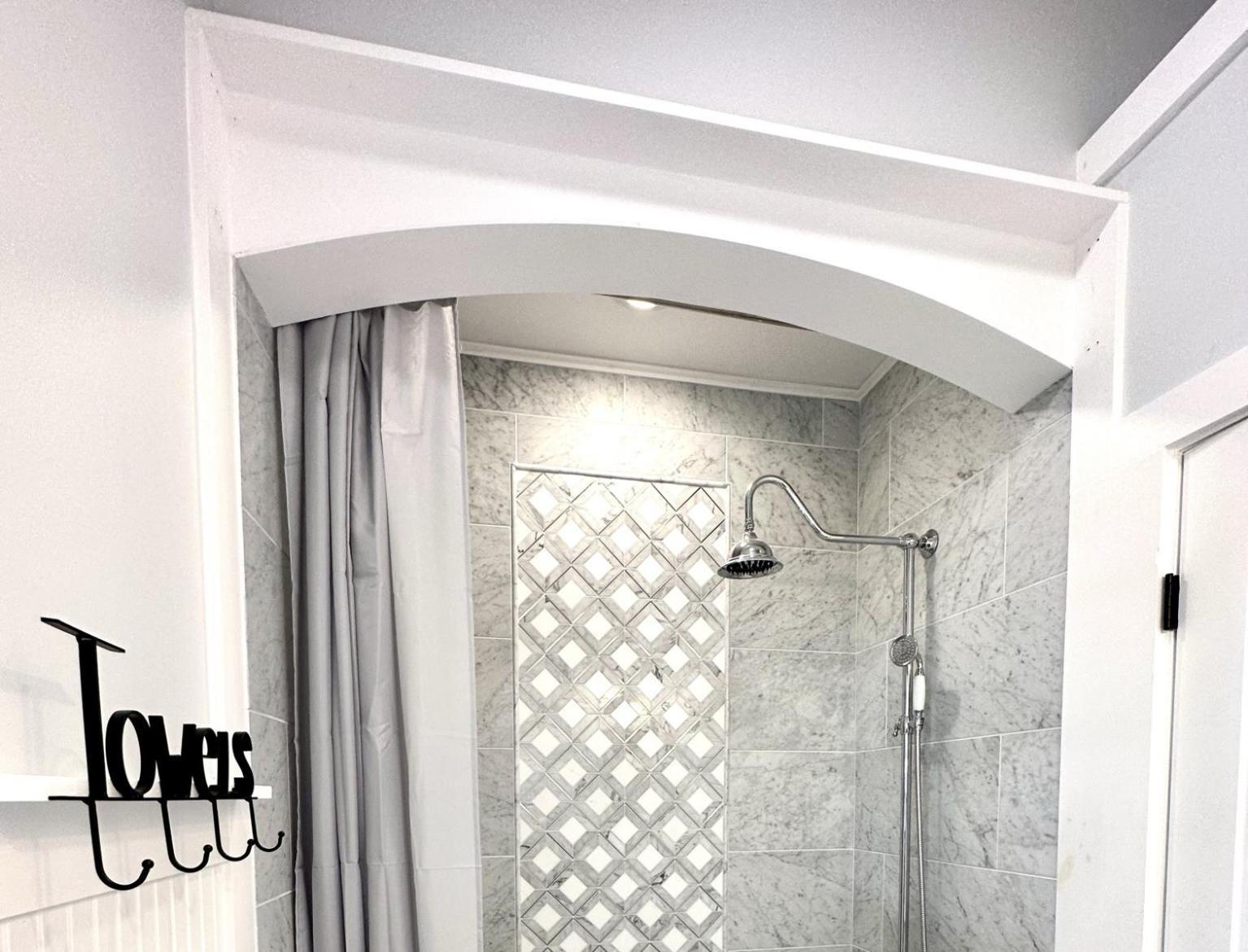 Grand Oak - Renovated 1891 Queen Anne - Quarter Mi Stroll To Historic Dt - Only 3 Mi Holiday home *