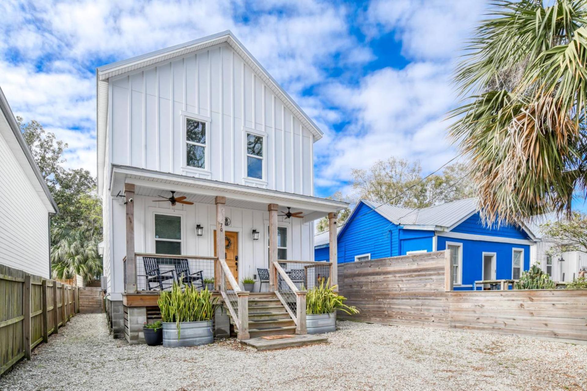Holiday home 70 Oneida Street