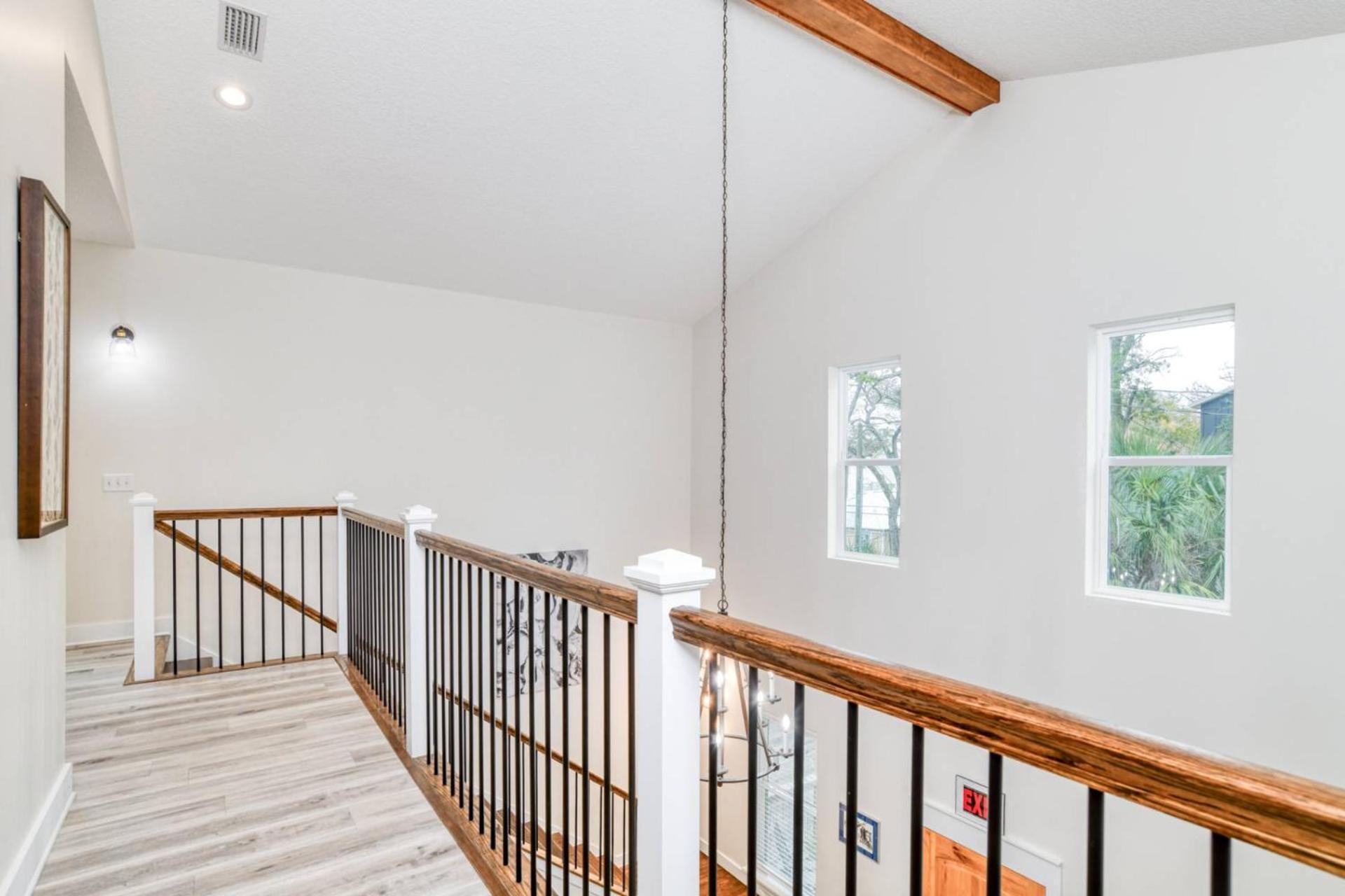 70 Oneida Street Holiday home *