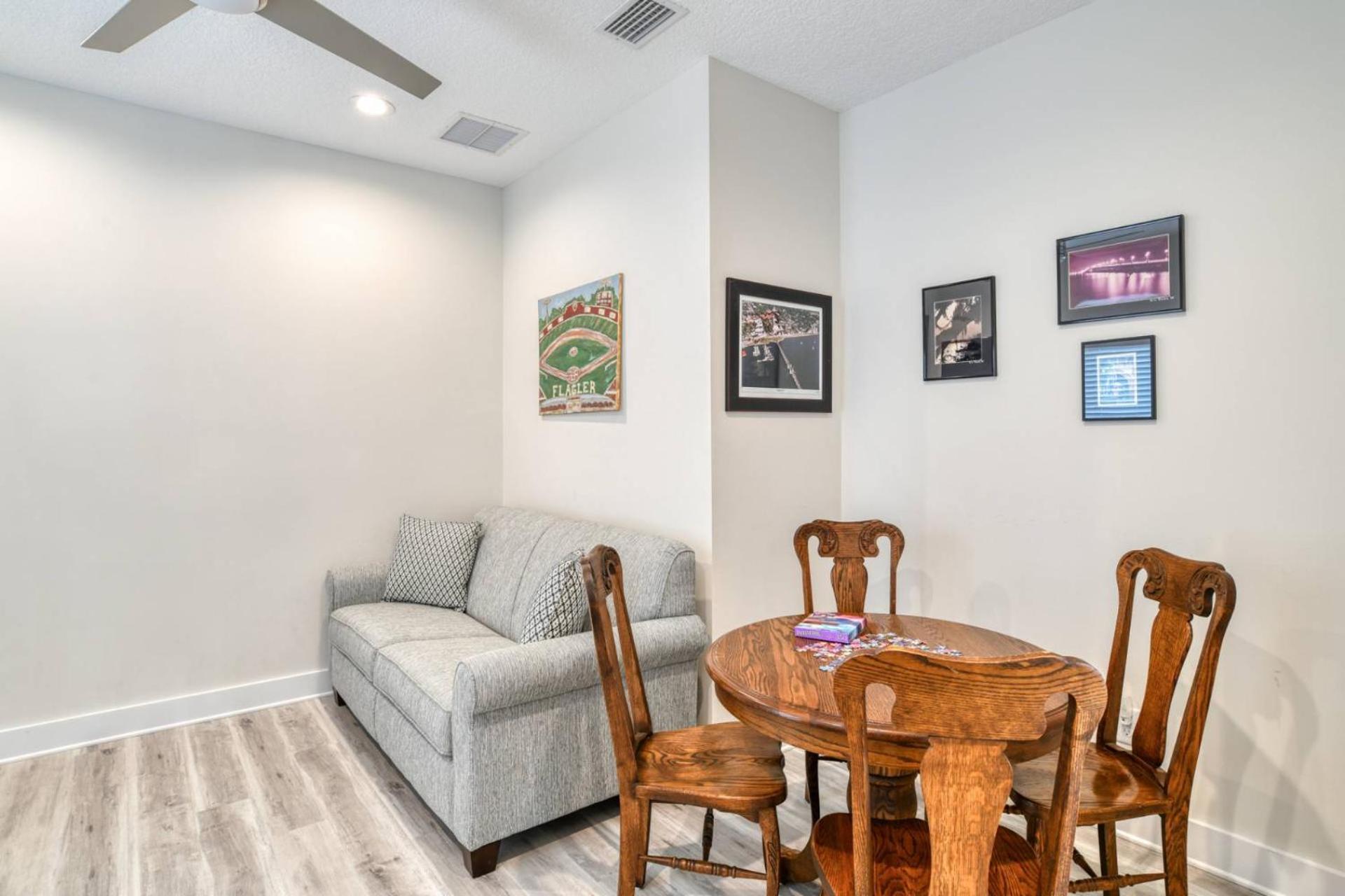 Holiday home 70 Oneida Street *