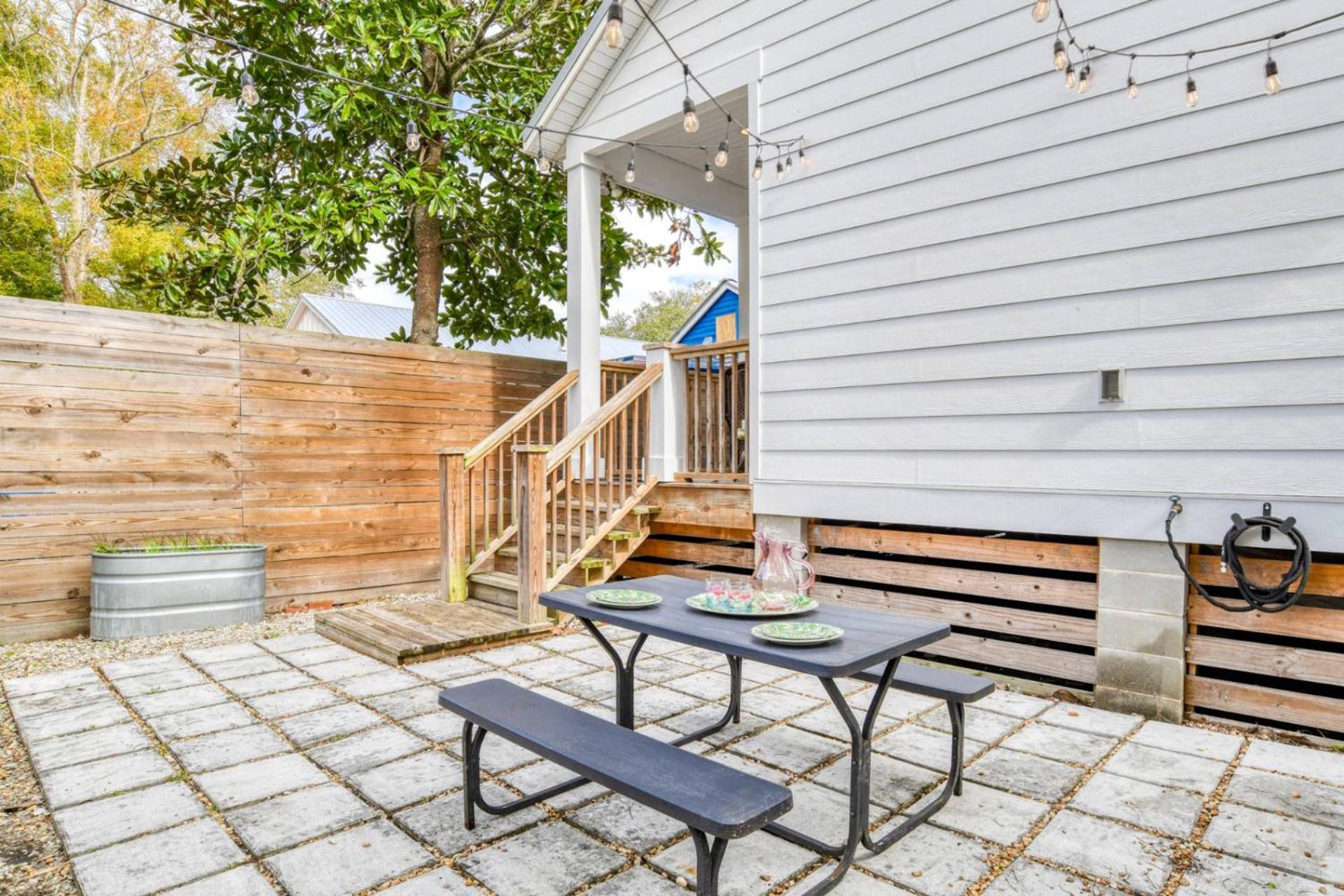 70 Oneida Street *