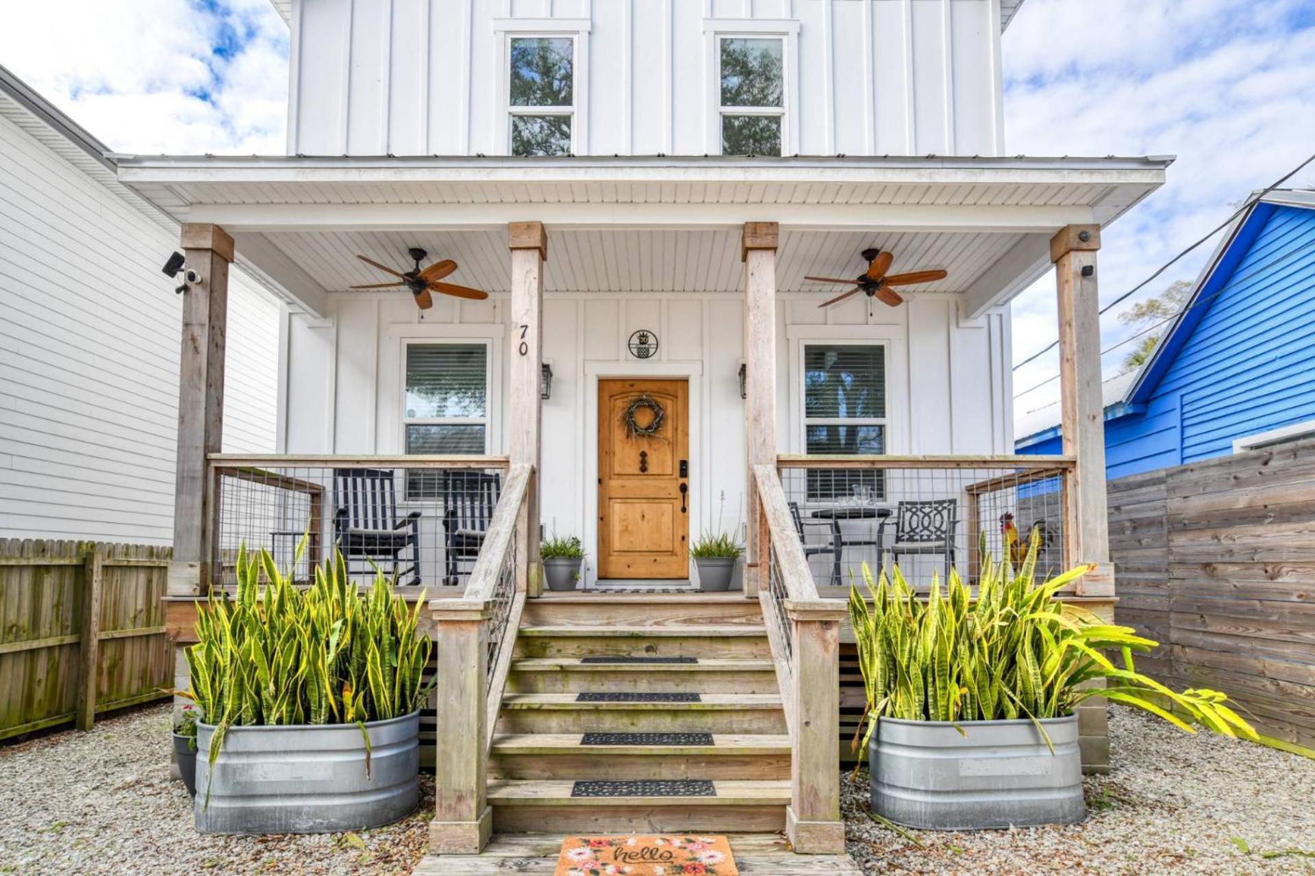 70 Oneida Street