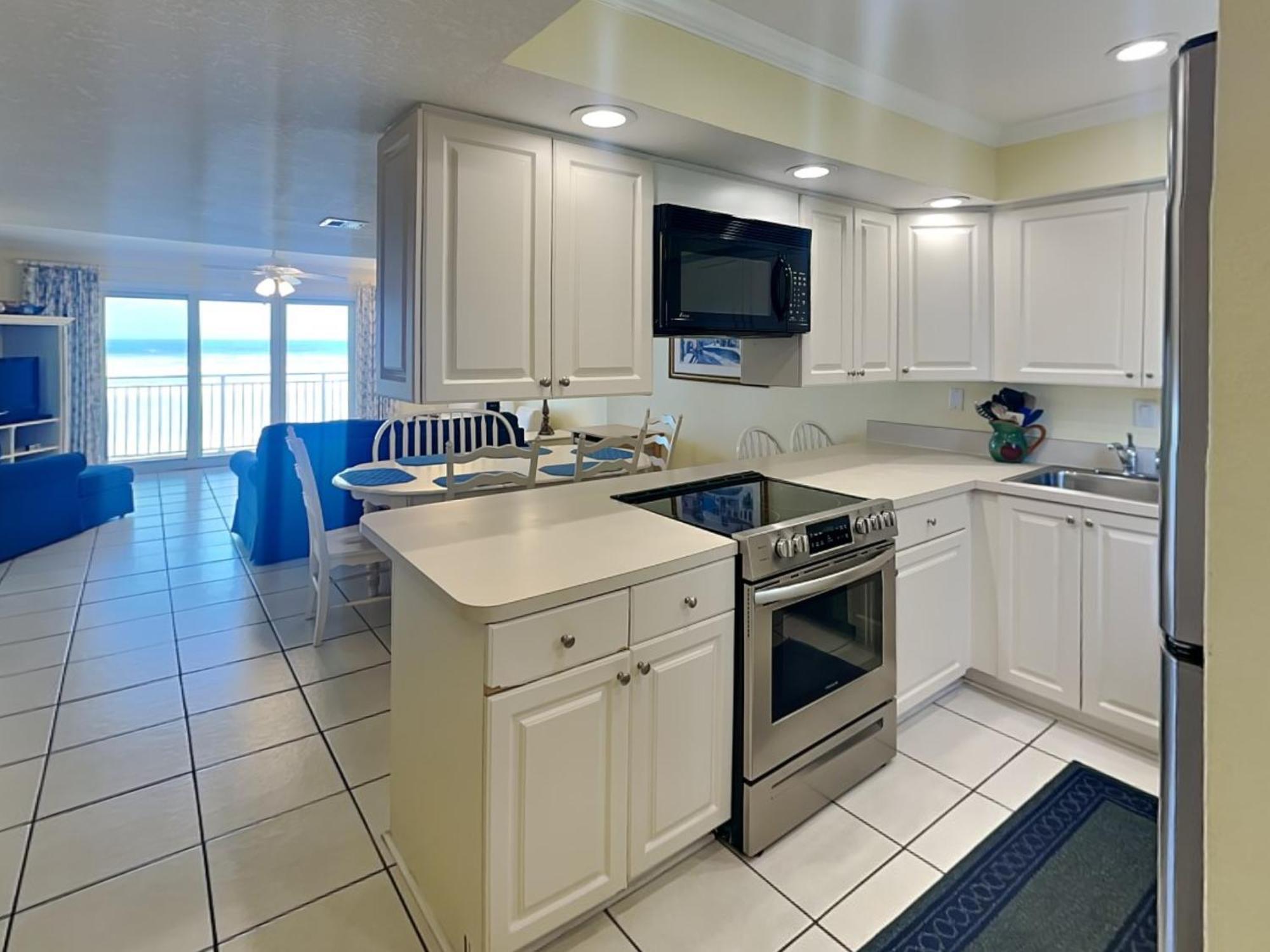Trade Winds 31 Apartment *