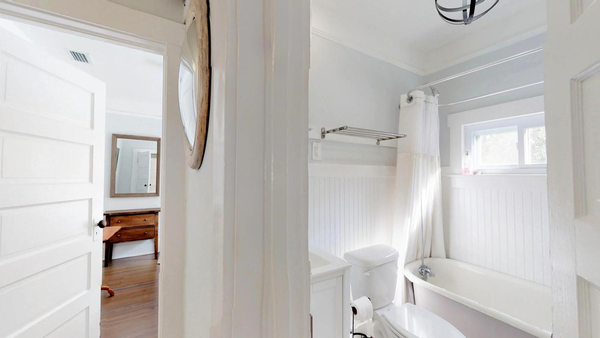 Palm View - Lovingly Renovated - 3 Kings Half Mile Stroll To Historic Dt - Just 3 Miles Holiday home
