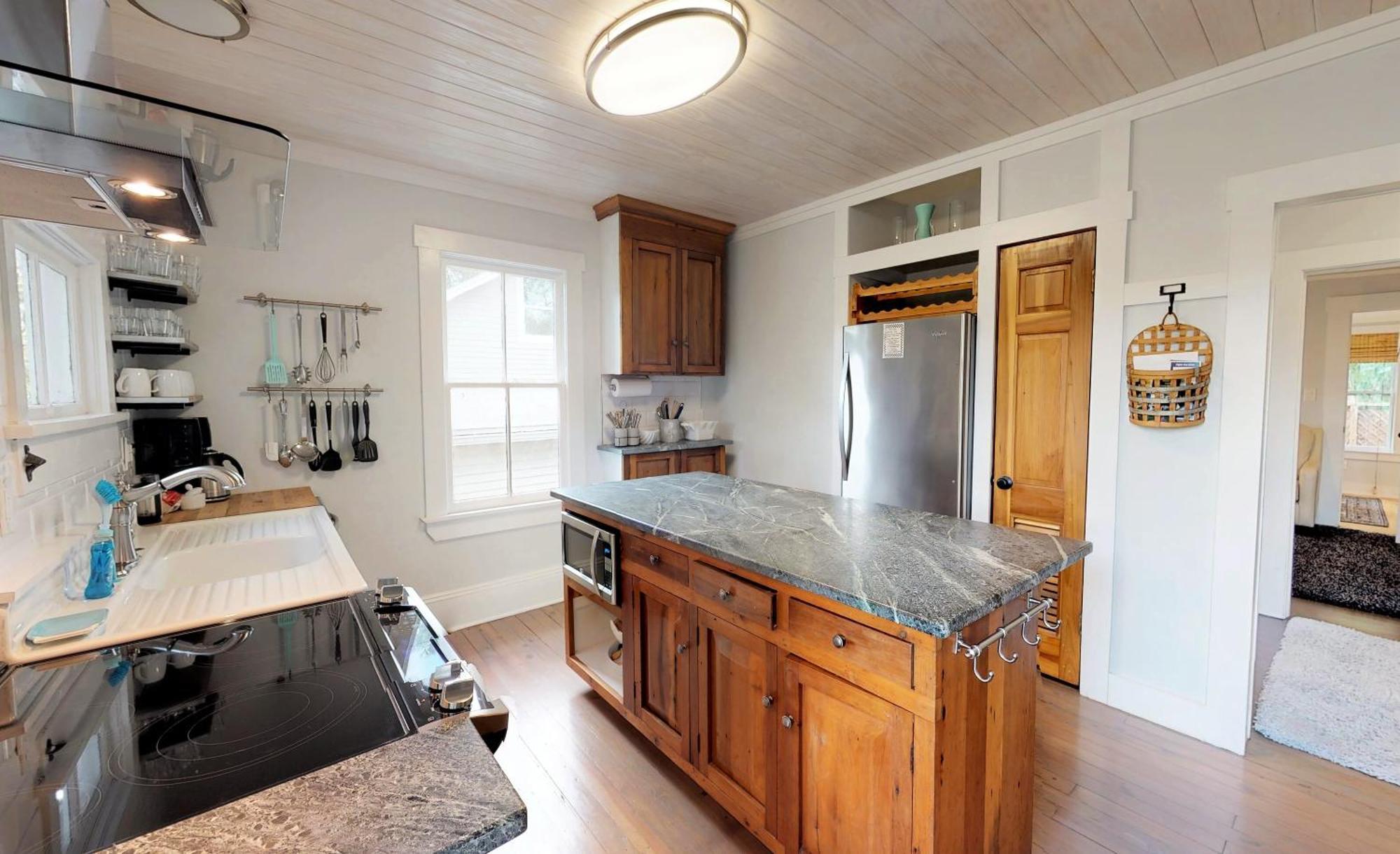 Palm View - Lovingly Renovated - 3 Kings Half Mile Stroll To Historic Dt - Just 3 Miles * St. Augustine