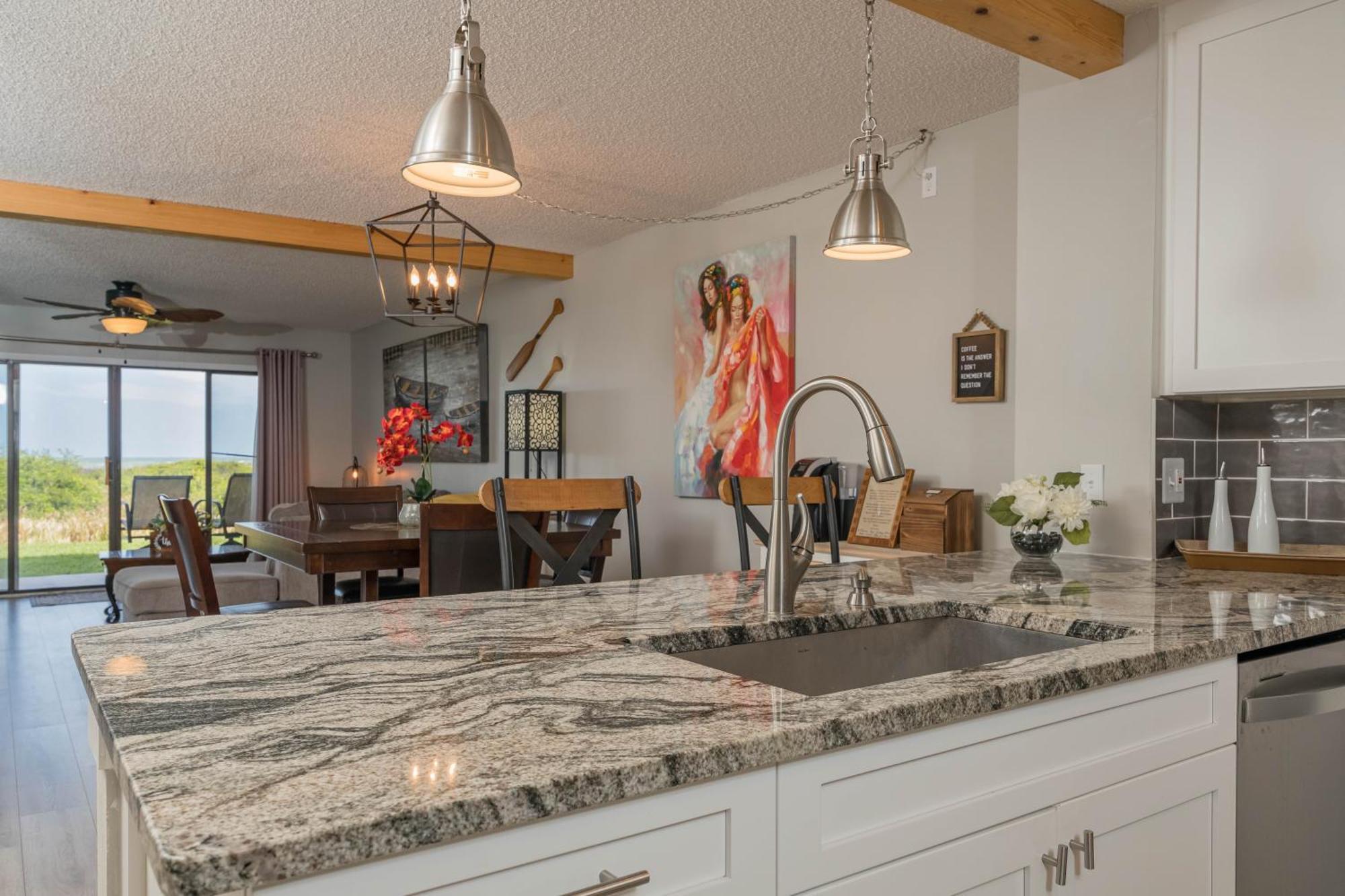 Caribe Beautiful Ocean Front Apartment