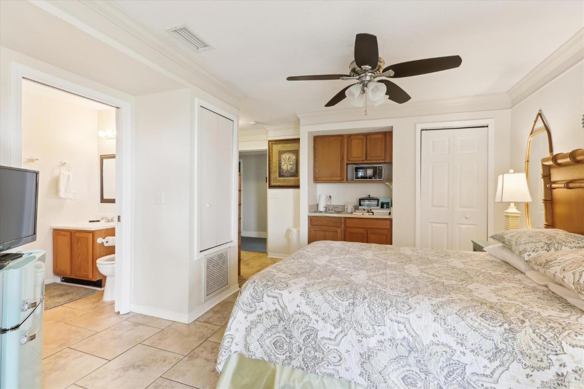 Tranquil Coastal Retreat In St Augustine