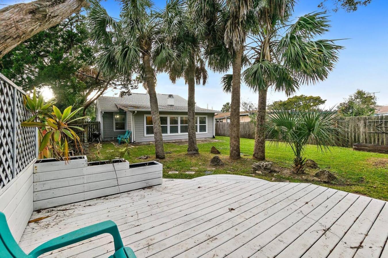 Old Oasis In * St. Augustine