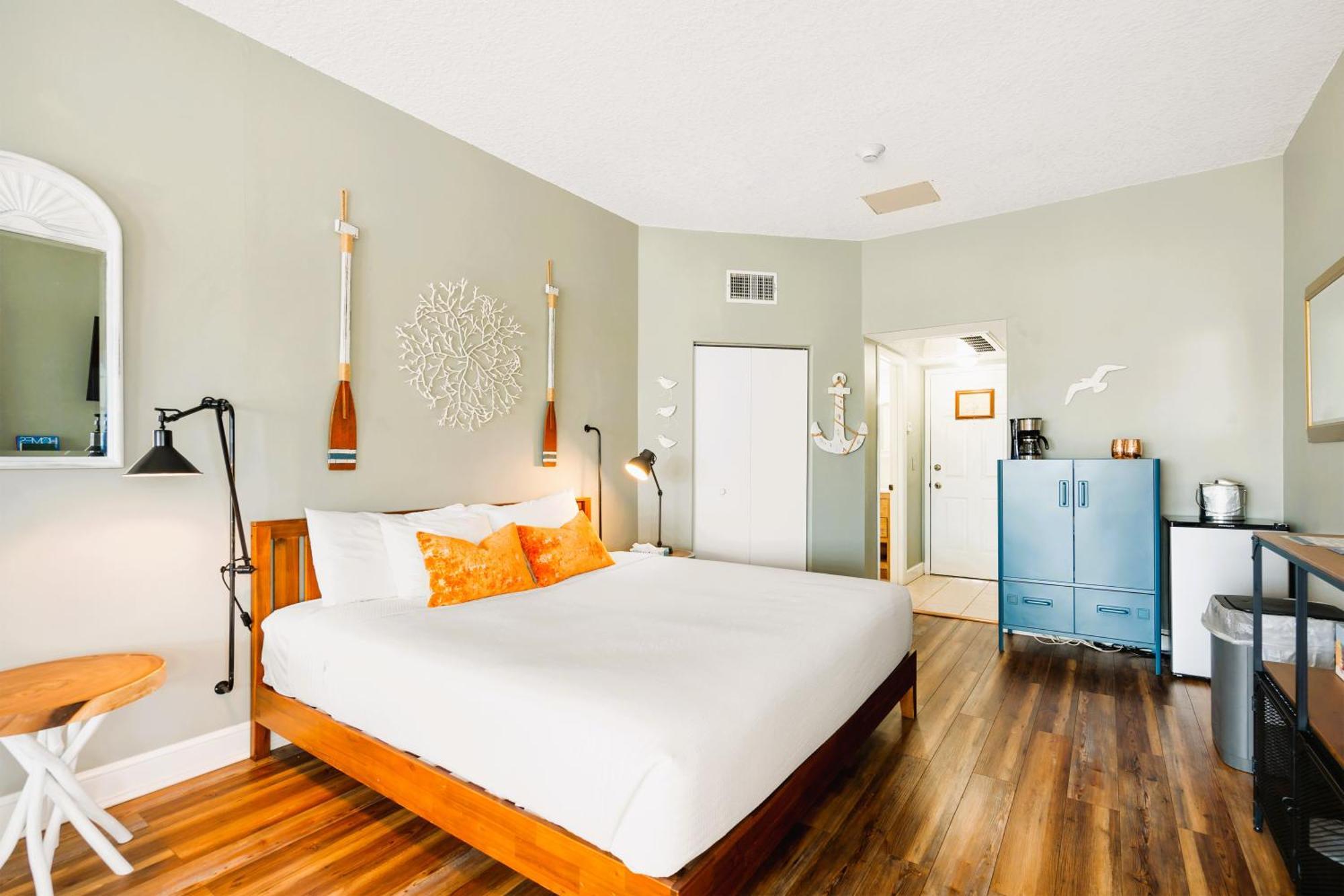 Hotel At Camachee Harbor 3*
