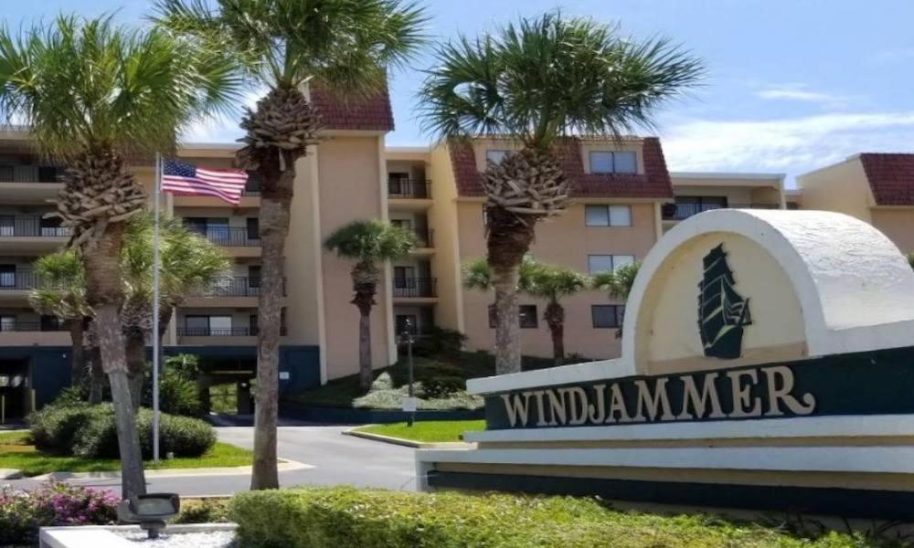 Windjammer 304 *