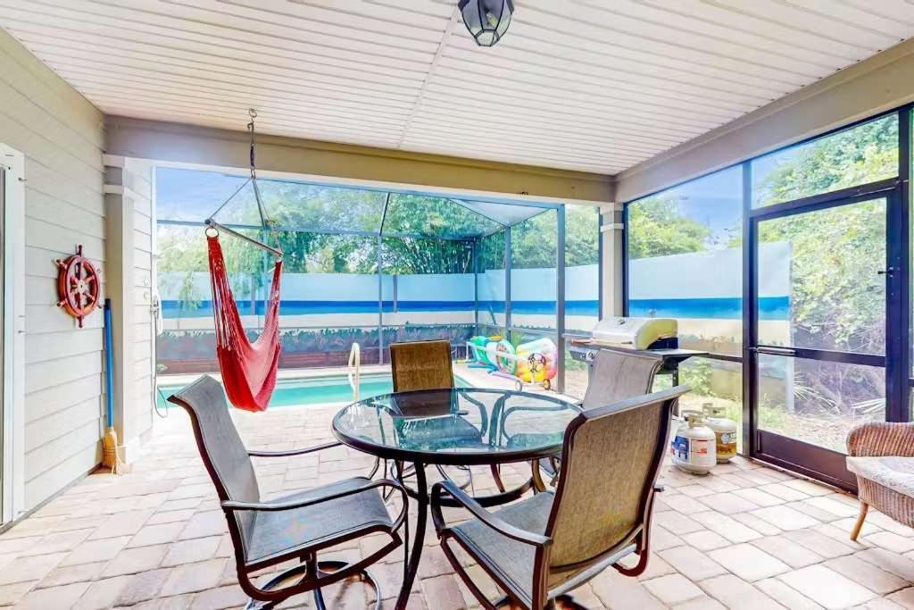 Dog-friendly 4br Coastal Getaway Close To St. Augustine
