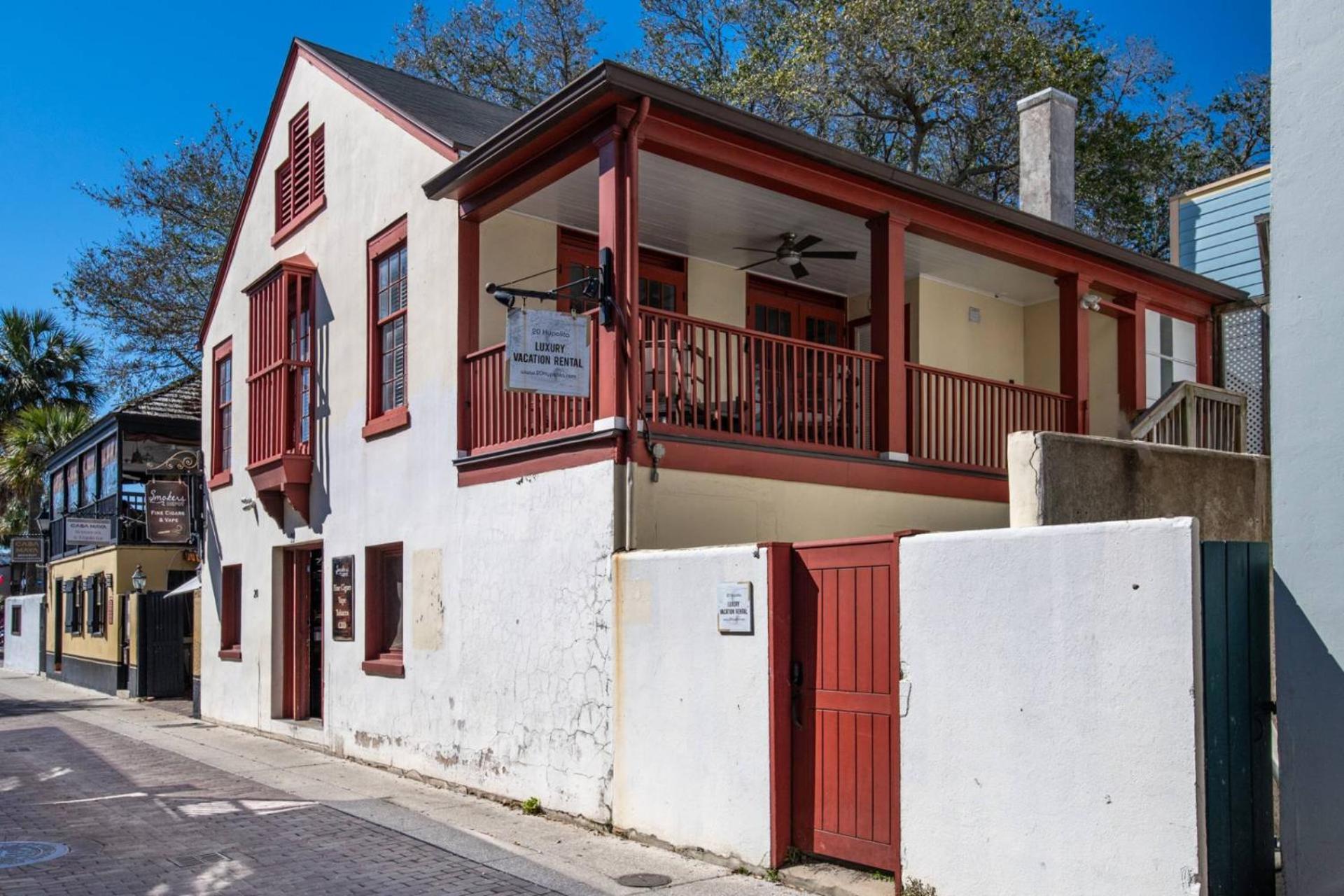 20 Hypolita St. Augustine