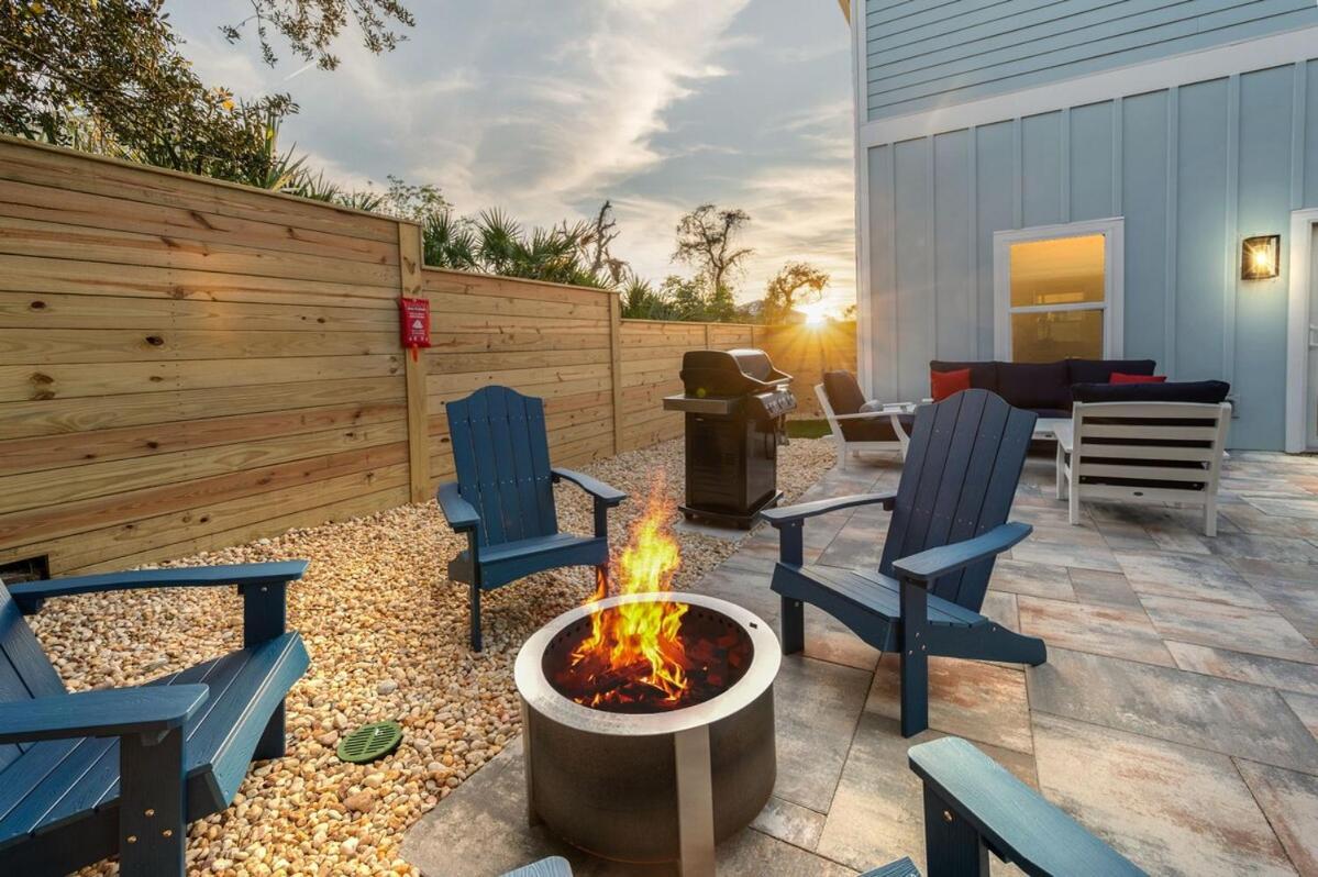 Holiday home Coastal Inspired, Beachside Heated Pool & Bunkroom *