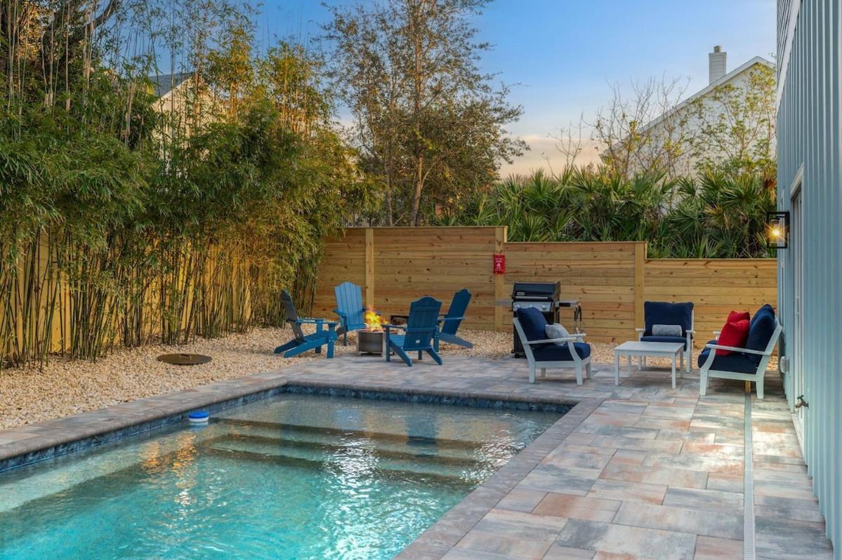 Holiday home Coastal Inspired, Beachside Heated Pool & Bunkroom St. Augustine