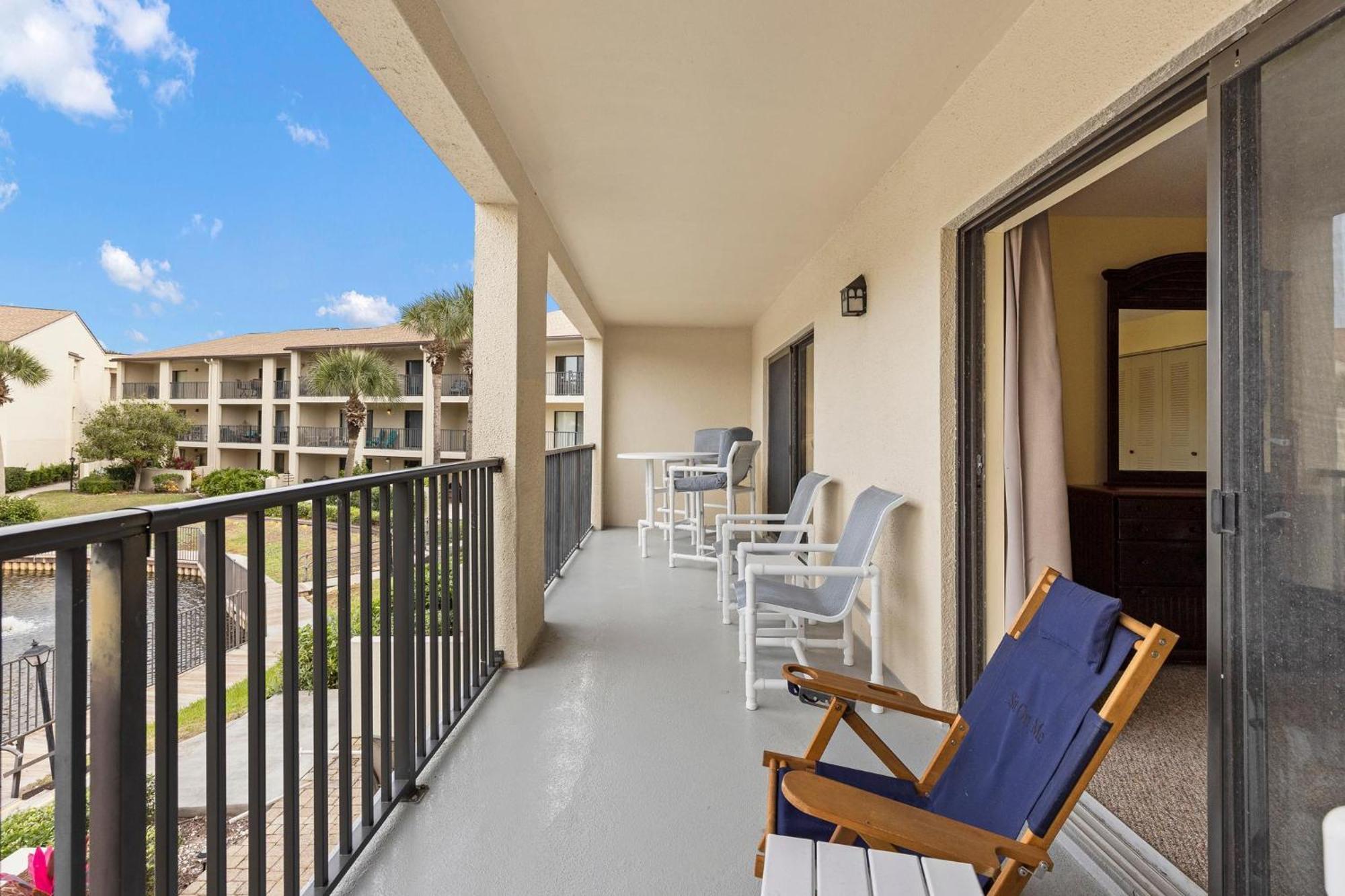 Ocean 104 * St. Augustine
