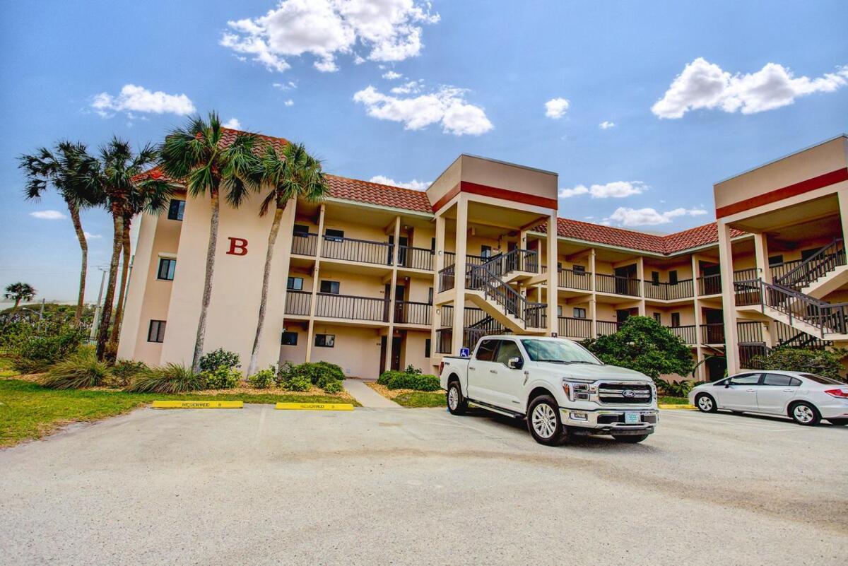 Apartment Oceanside Complex B35 1 Bed 1 Bath Heated Pool St. Augustine