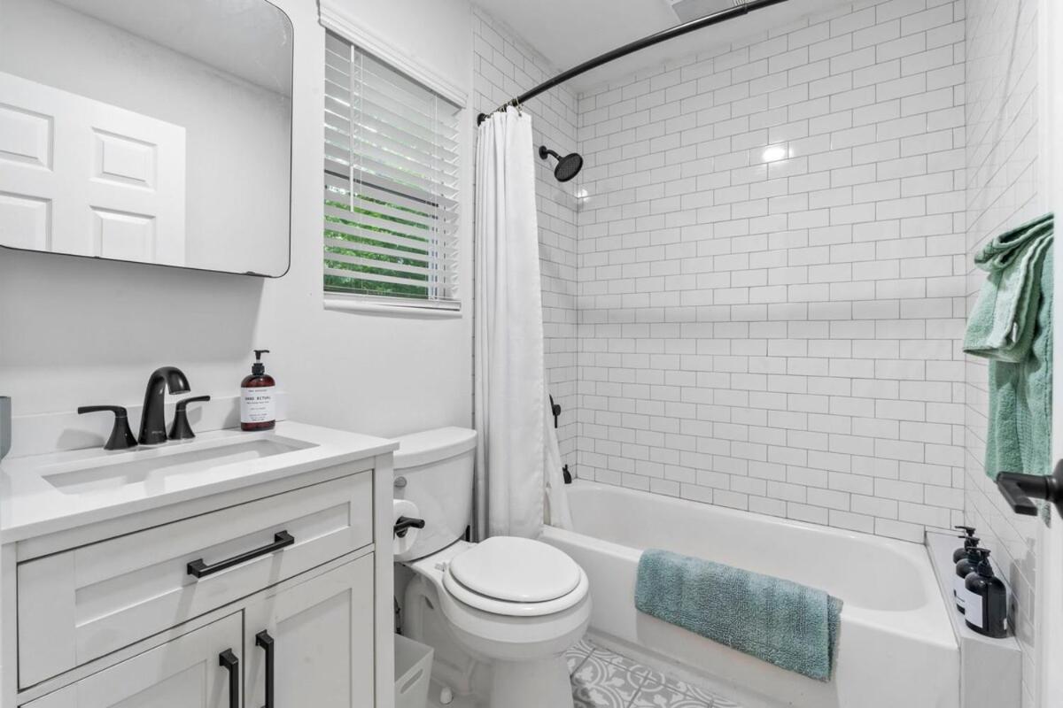 Palm Tiny House Hideaway St. Augustine