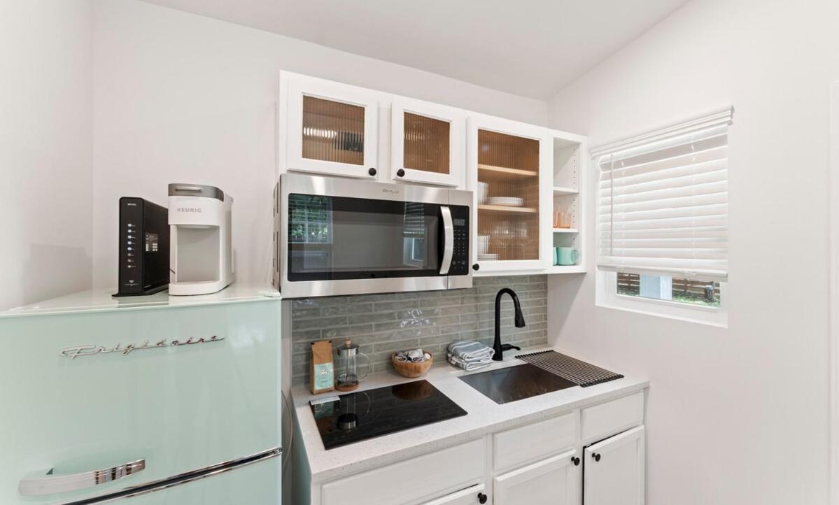 Palm Tiny House Hideaway * St. Augustine