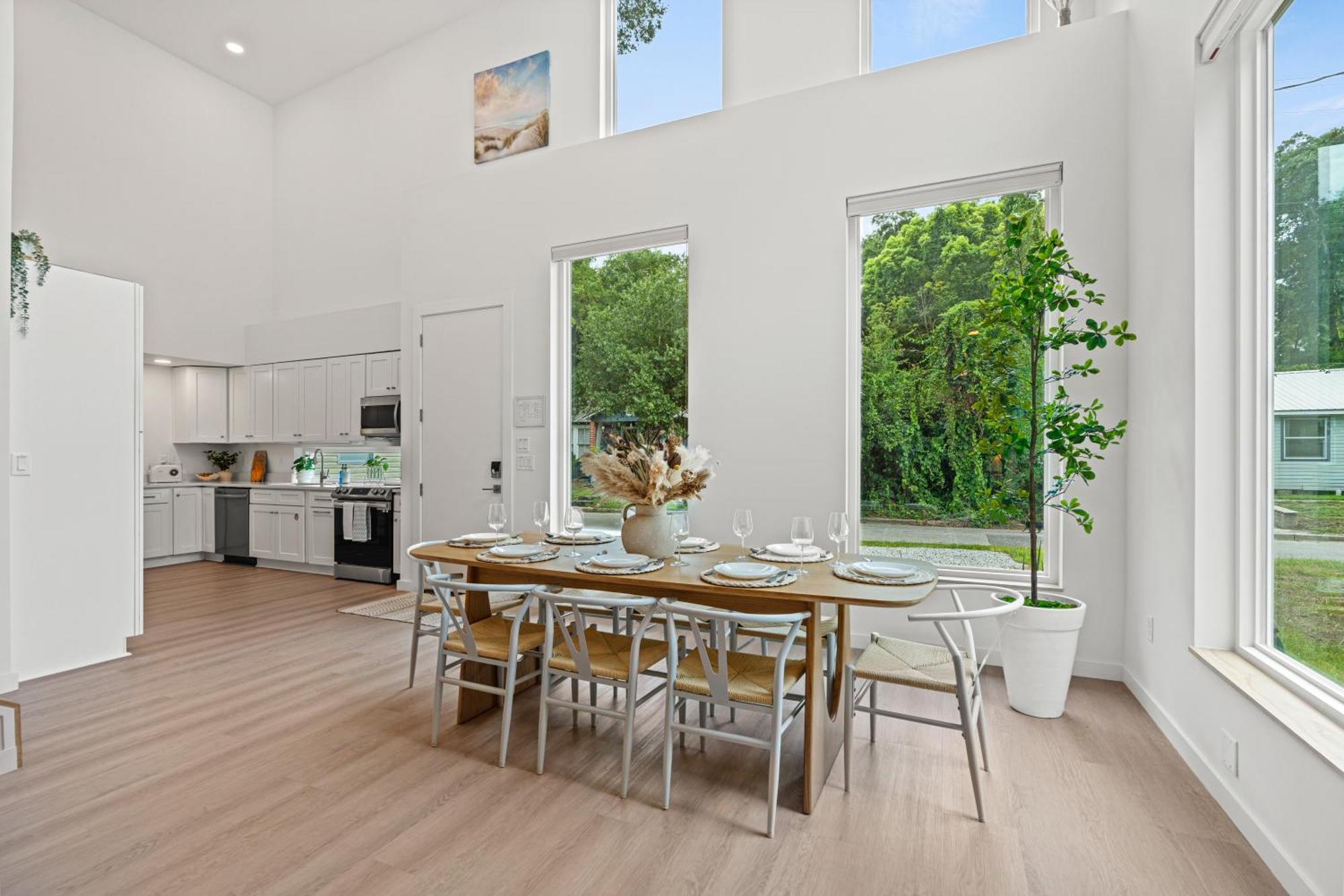Modern Lux Coastal Home, 1mi To Historic Downtown, Fire Pit, King Beds * St. Augustine