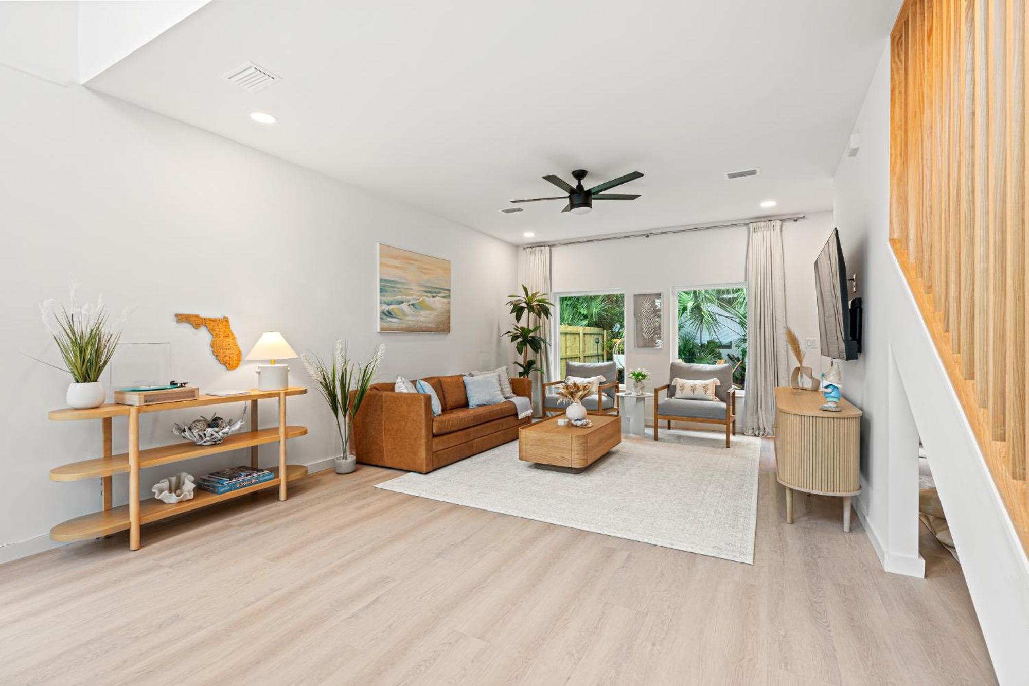 Modern Lux Coastal Home, 1mi To Historic Downtown, Fire Pit, King Beds * St. Augustine