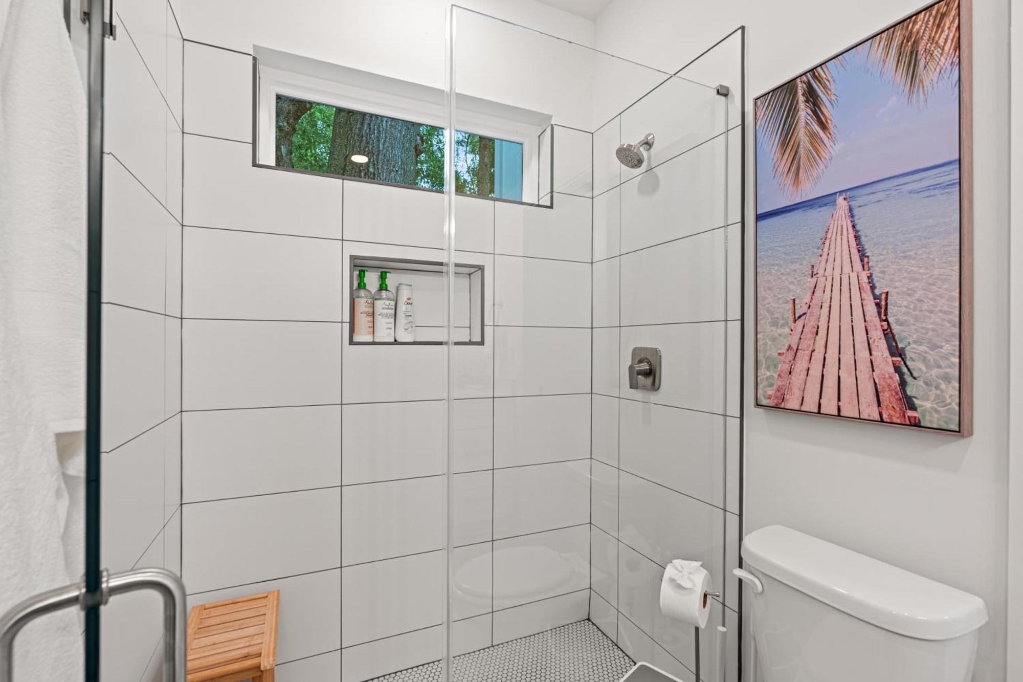 Modern Lux Coastal Home, 1mi To Historic Downtown, Fire Pit, King Beds * St. Augustine